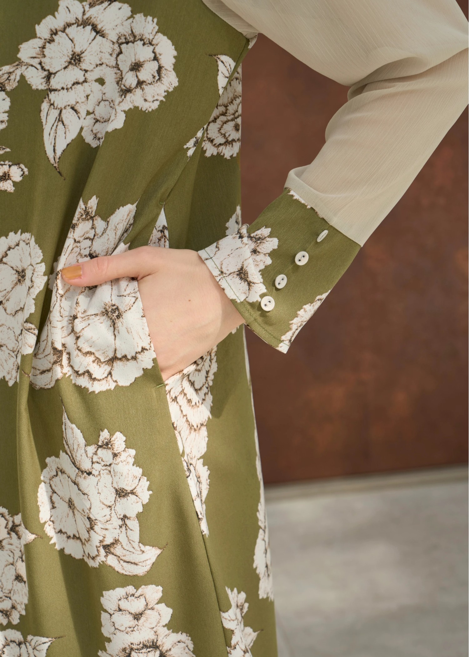 sheer big flower switching OP