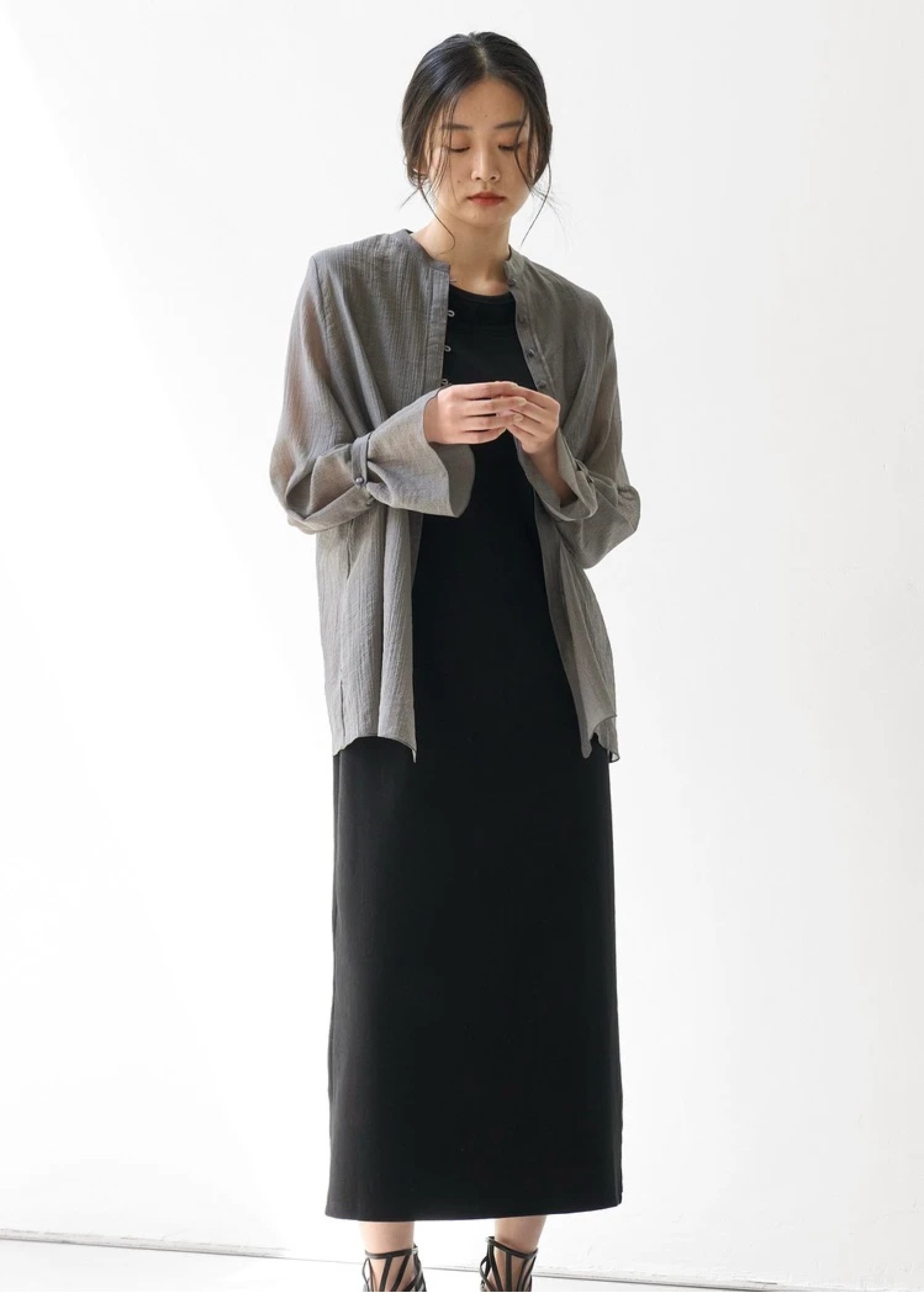 open shoulder layered like rib OP