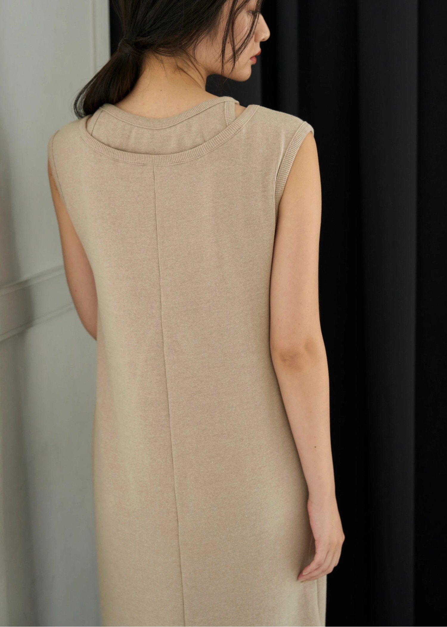 open shoulder layered like rib OP