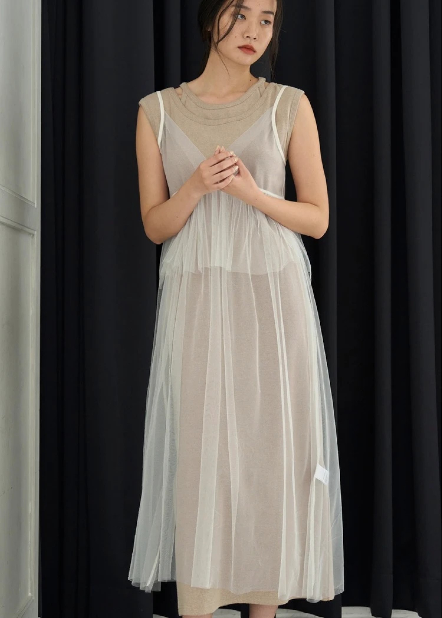 open shoulder layered like rib OP