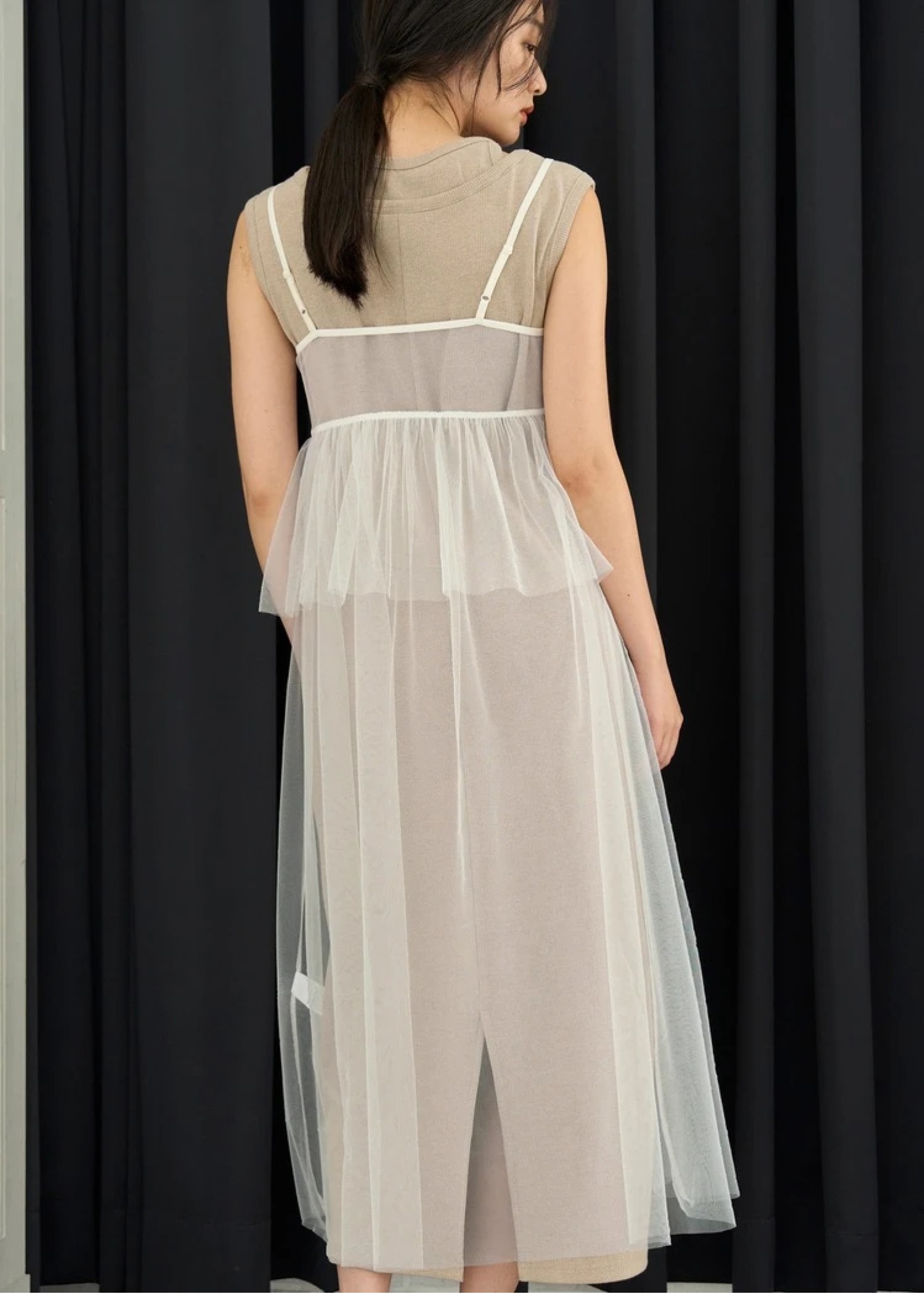 open shoulder layered like rib OP