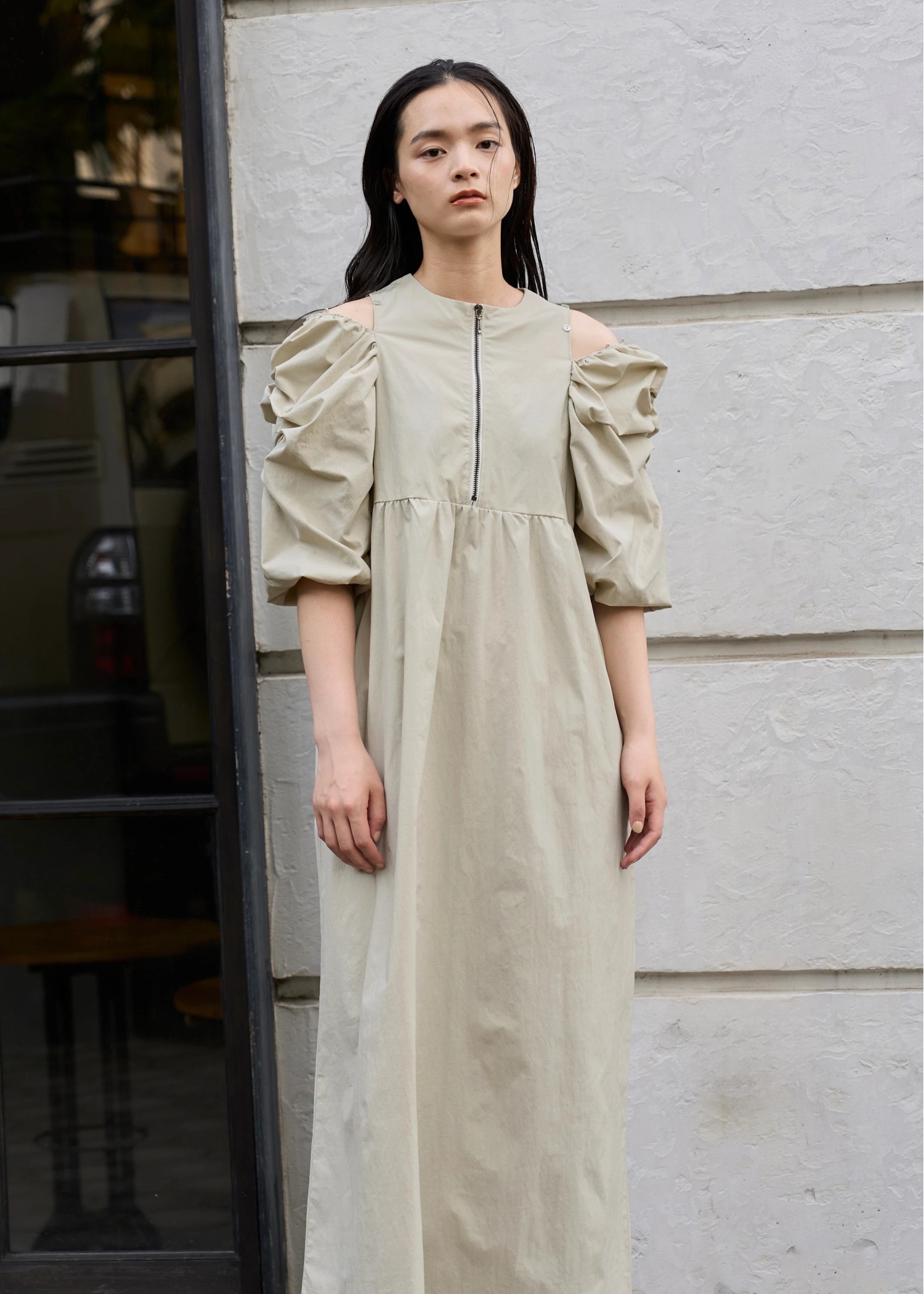 volume gather half sleeve open shoulder OP