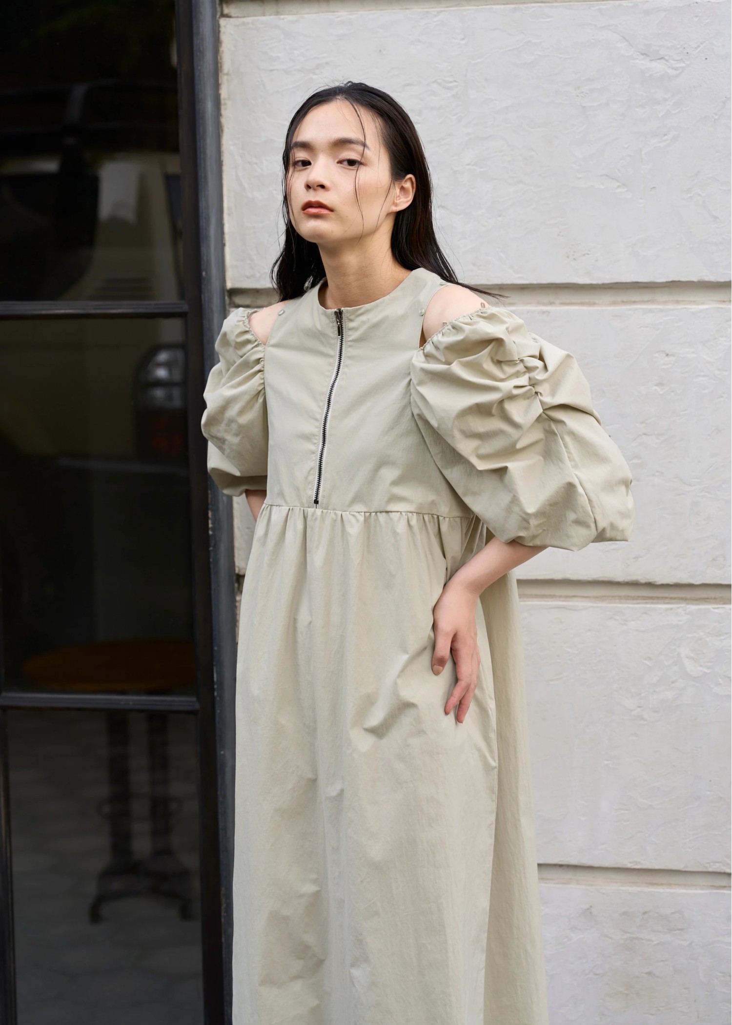 volume gather half sleeve open shoulder OP