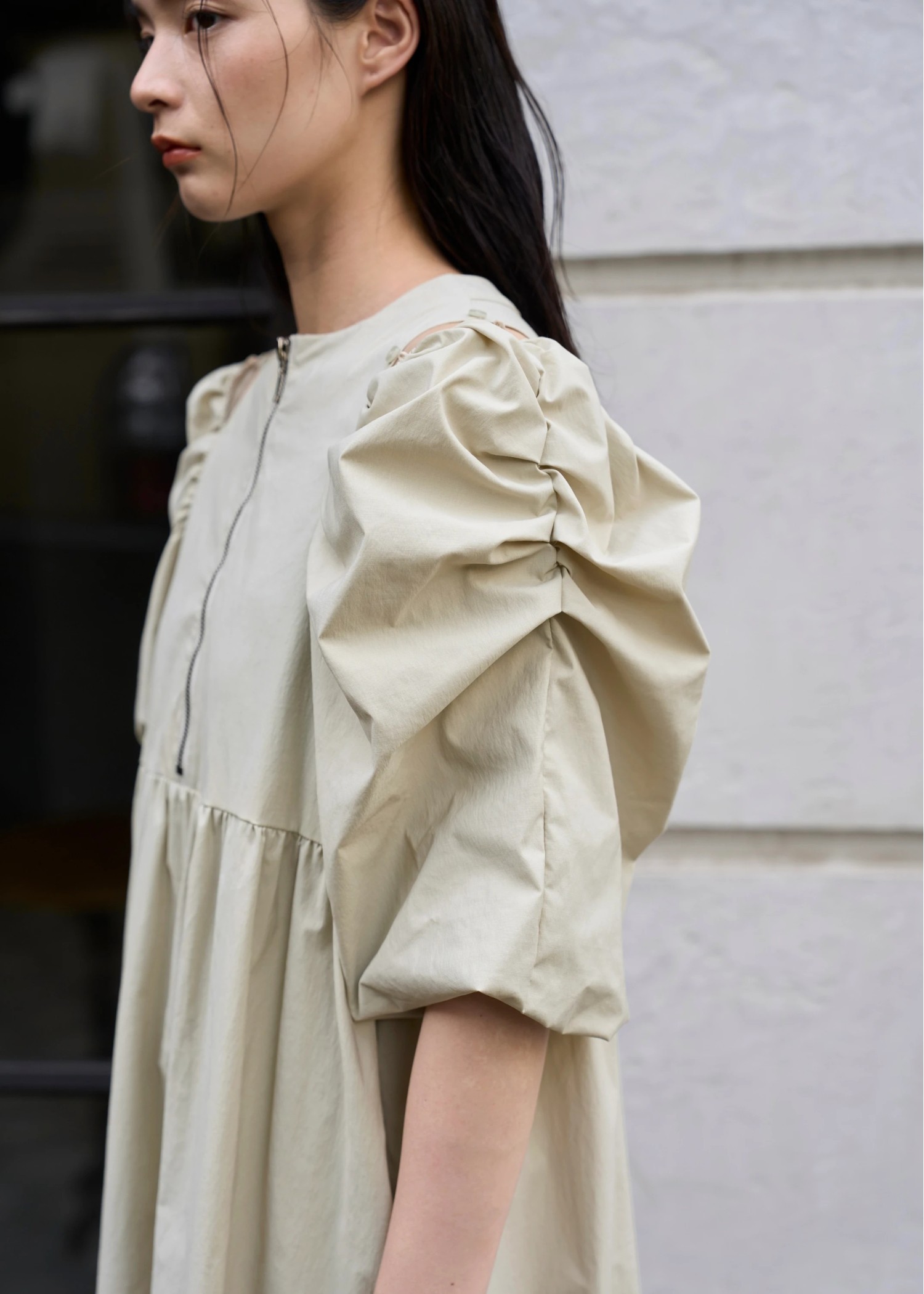 volume gather half sleeve open shoulder OP