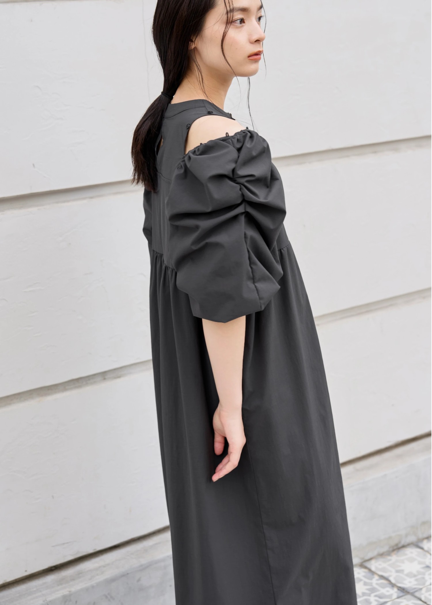 volume gather half sleeve open shoulder OP