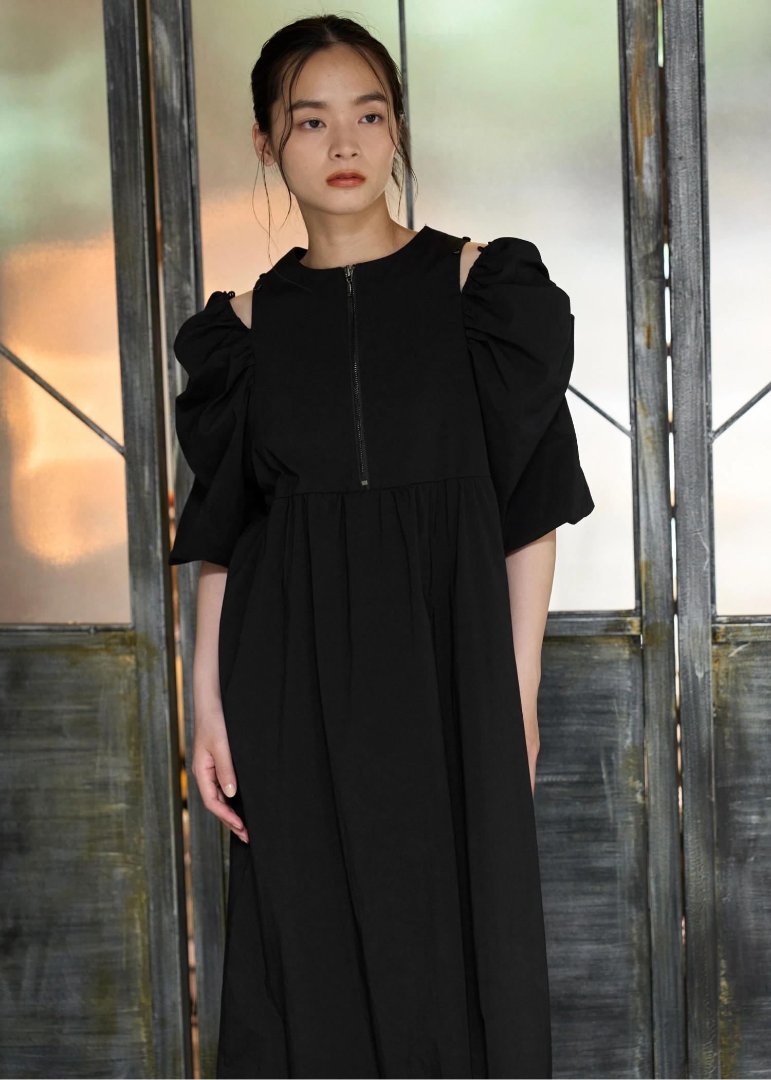 volume gather half sleeve open shoulder OP