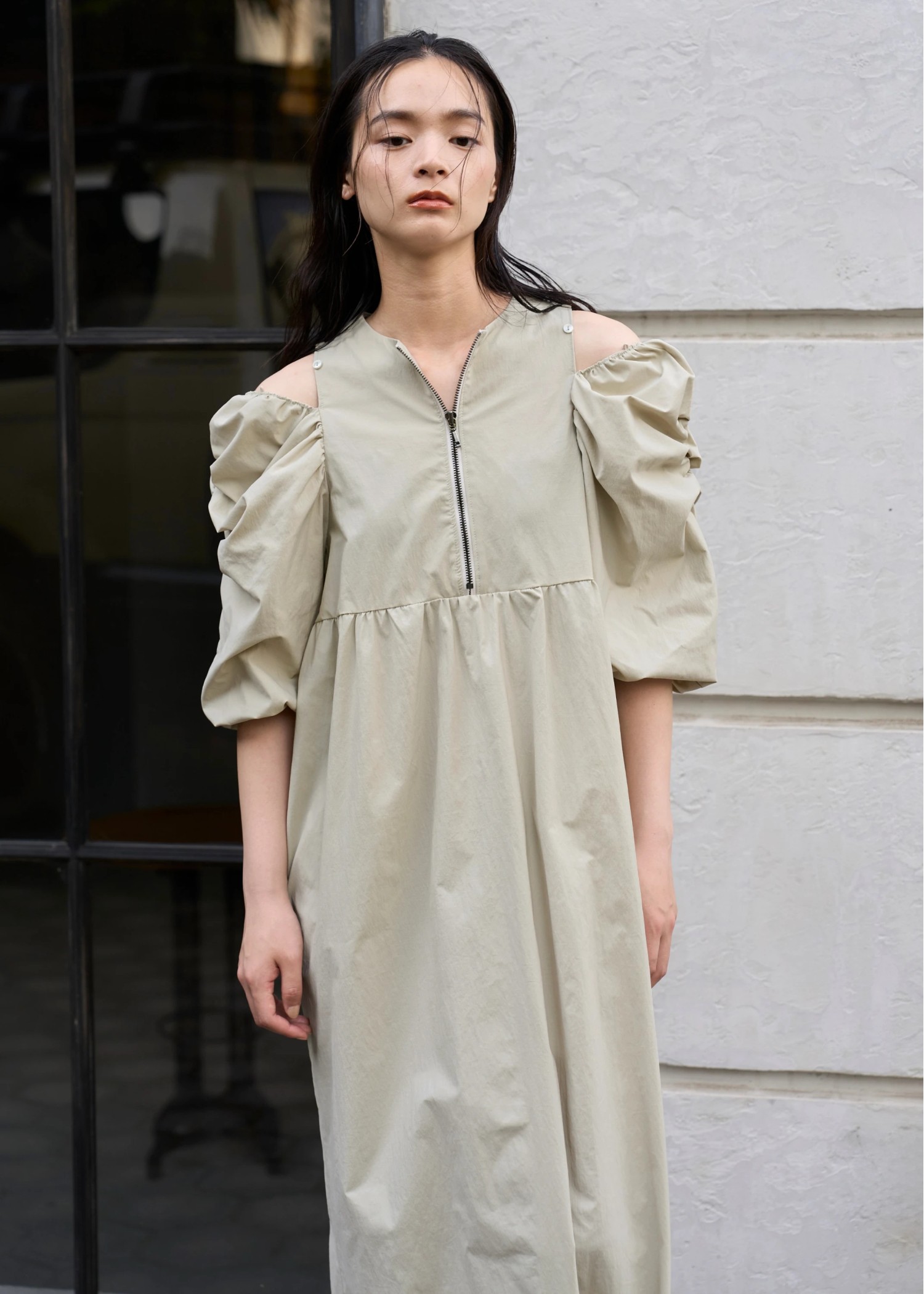 volume gather half sleeve open shoulder OP