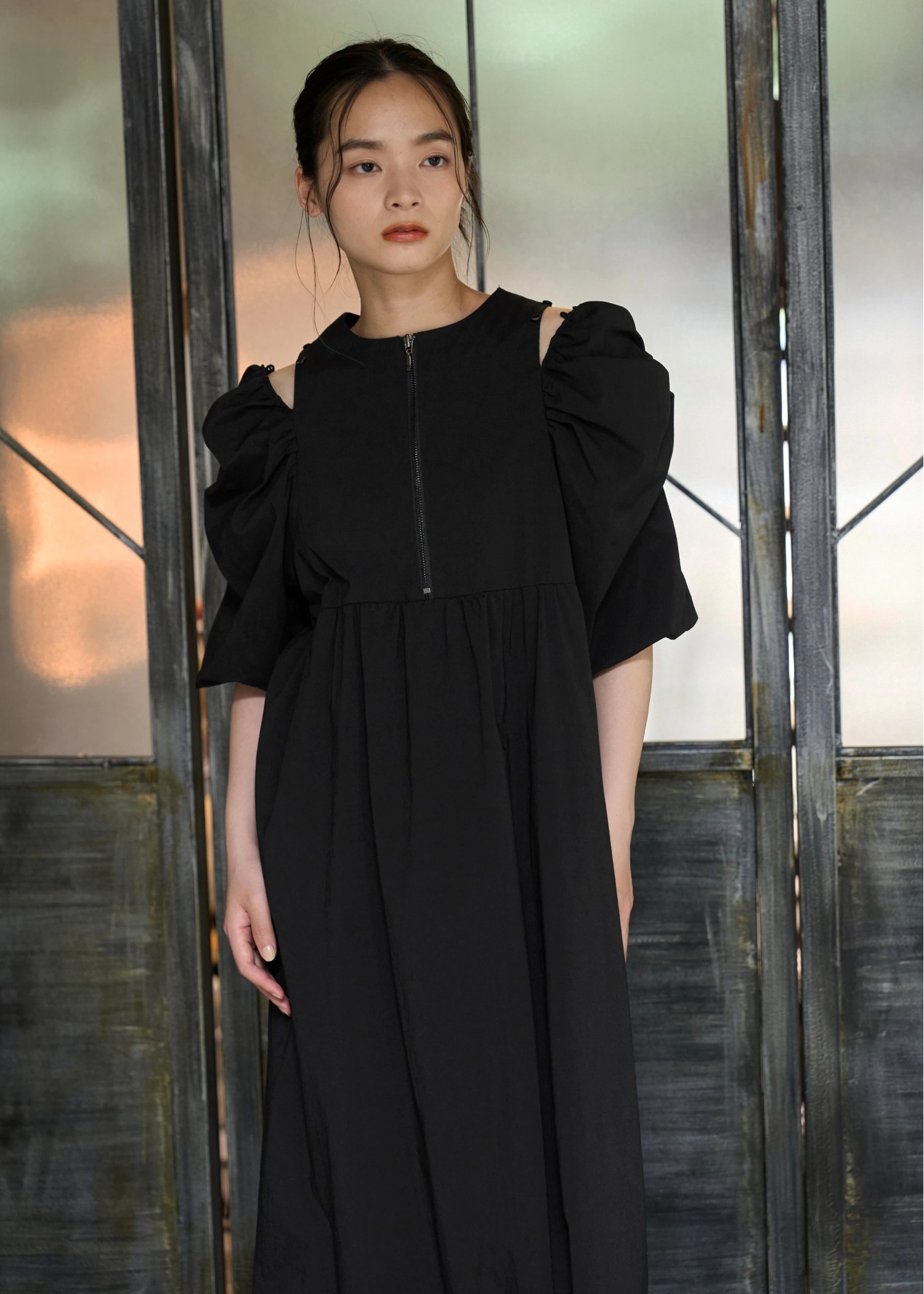 volume gather half sleeve open shoulder OP