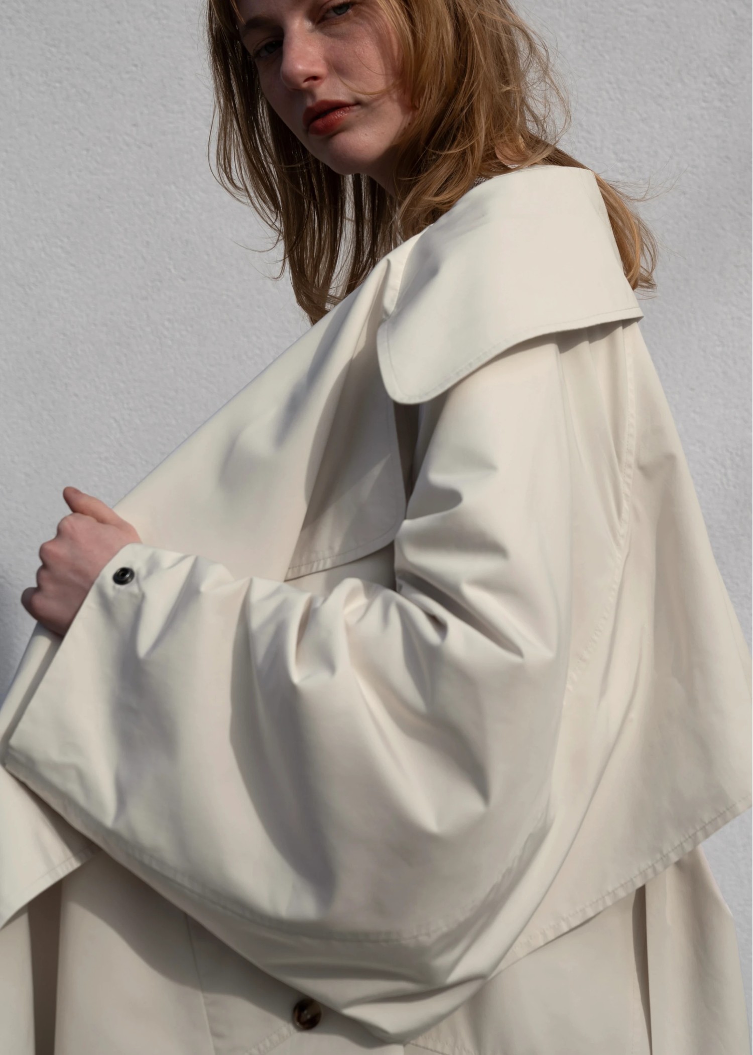 water repellent taffeta big silhouette trench coat