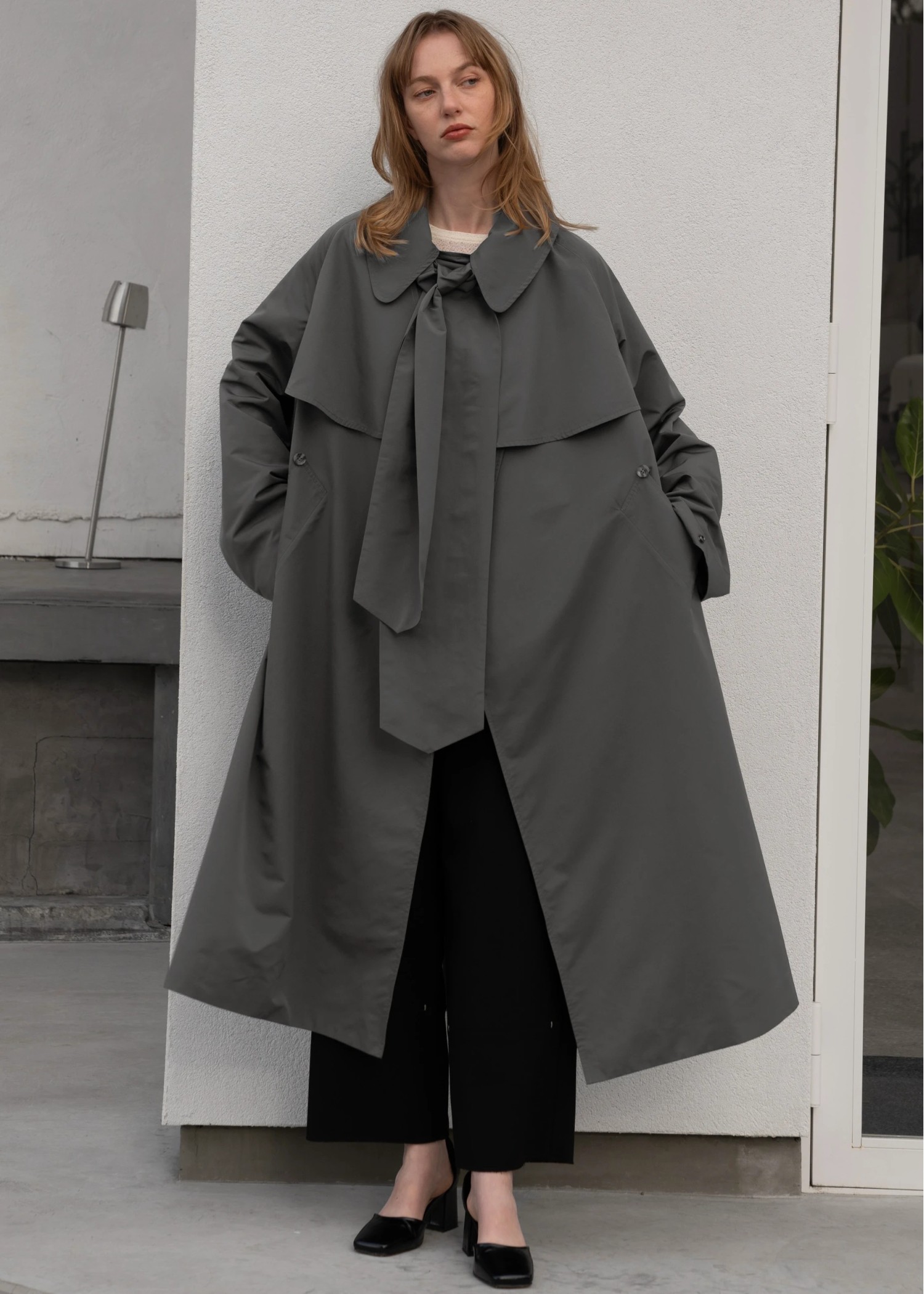 water repellent taffeta big silhouette trench coat