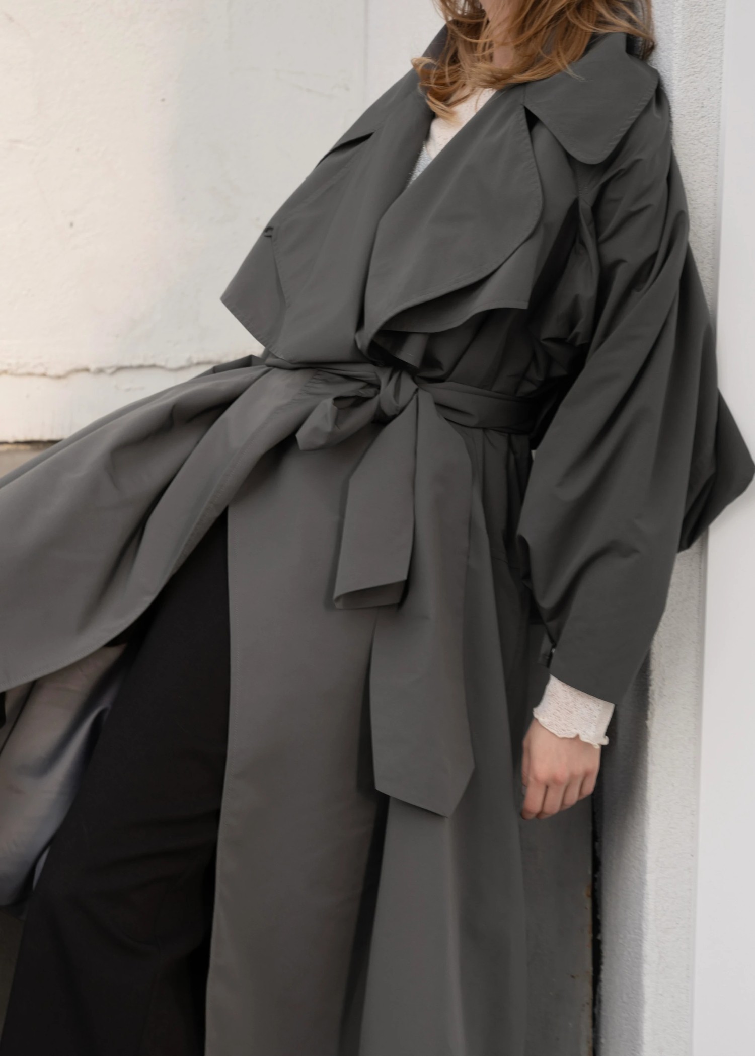 water repellent taffeta big silhouette trench coat