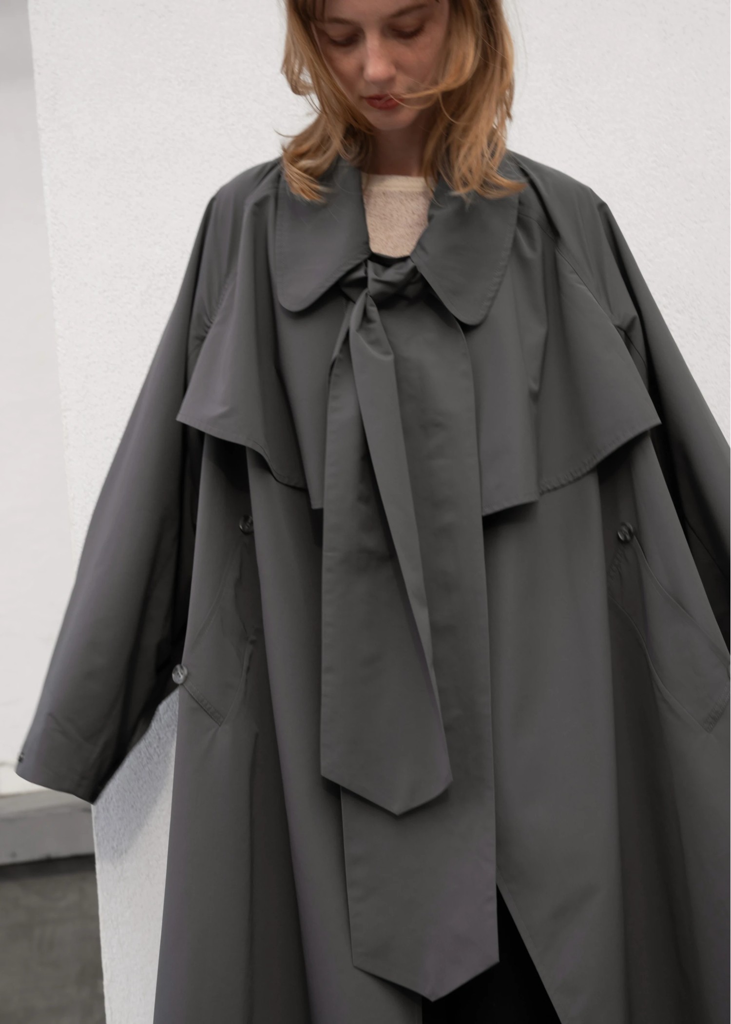 water repellent taffeta big silhouette trench coat