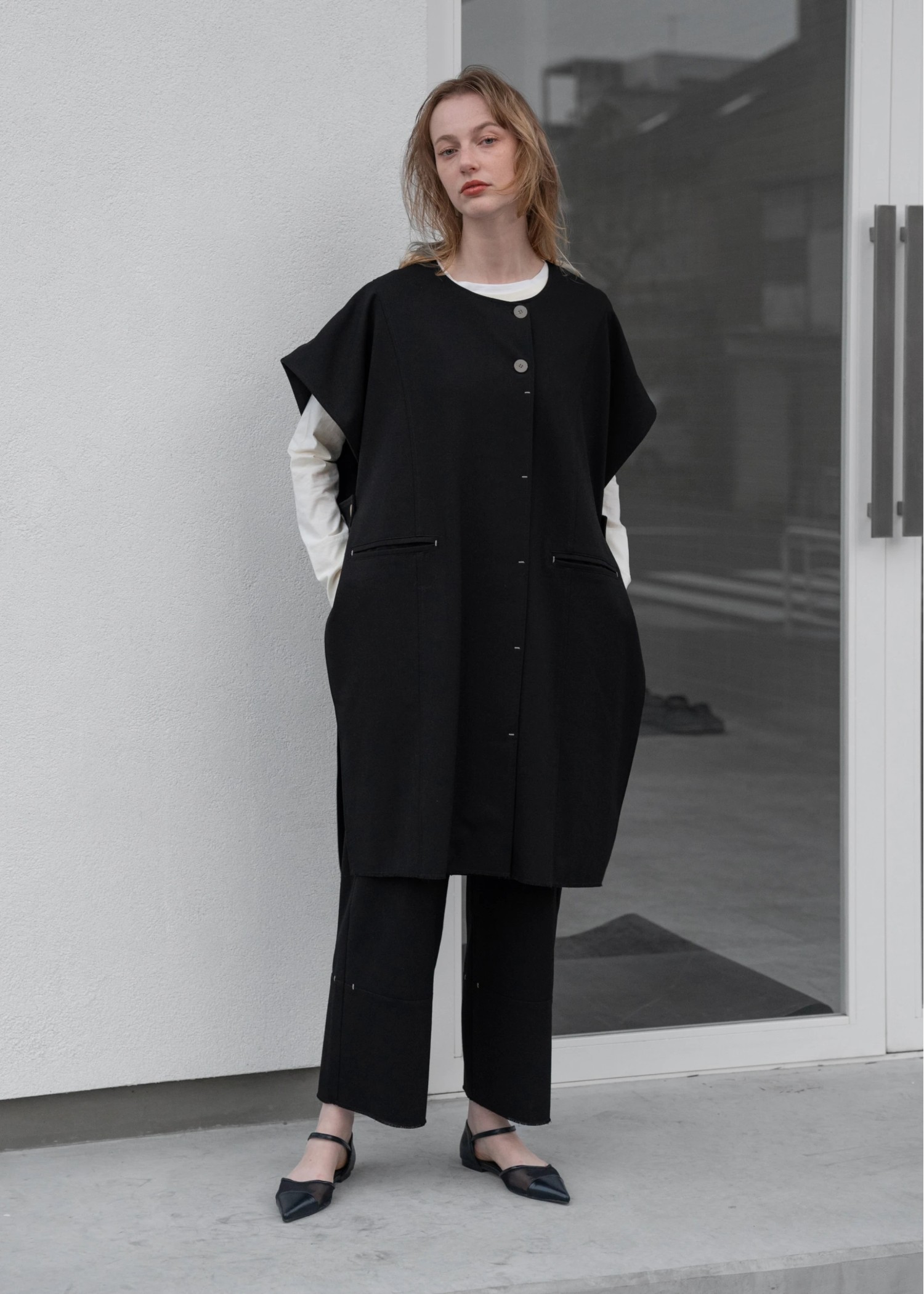 hem cut off panel wide gilet