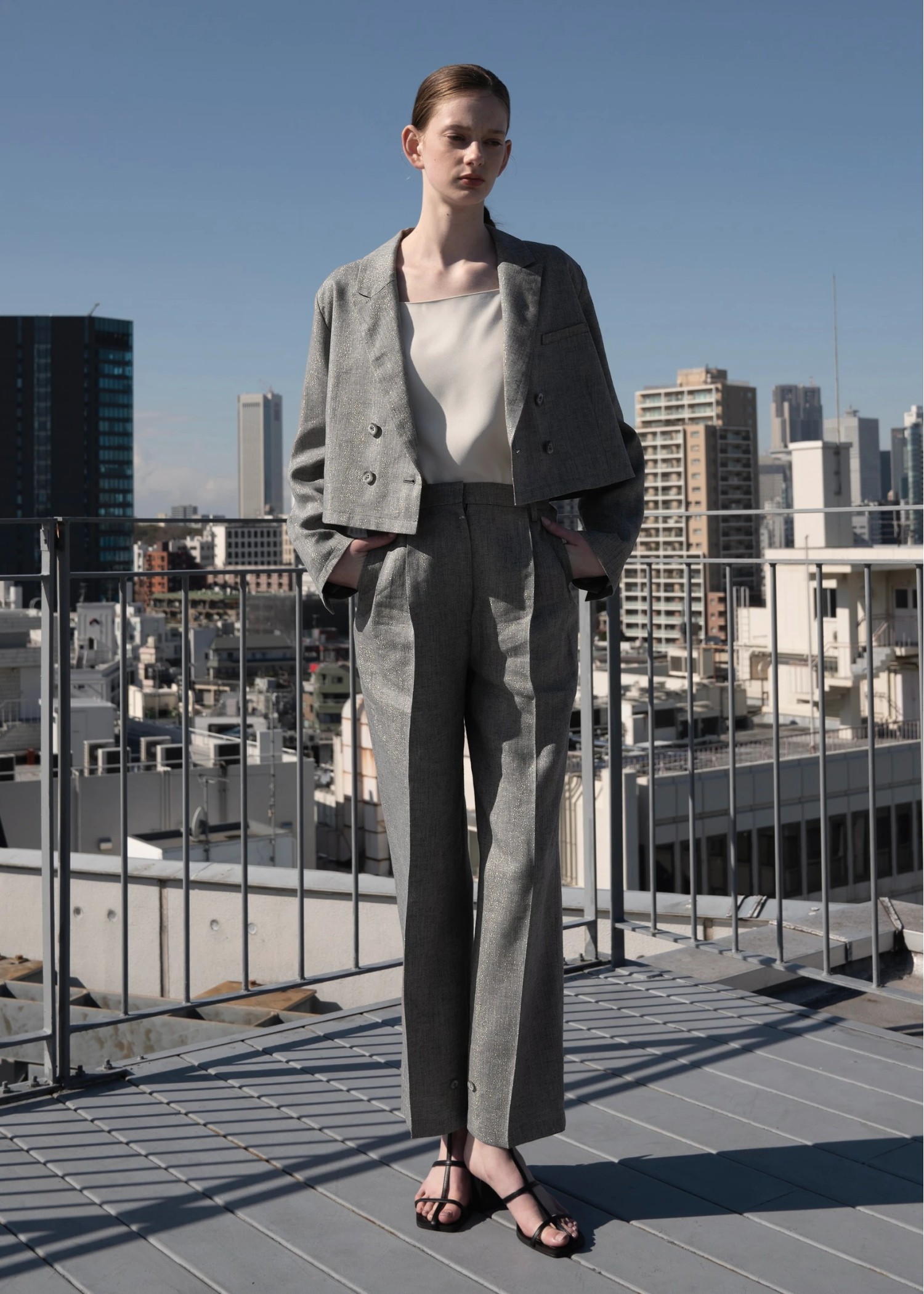 short lame linen twill peaked lapel JK