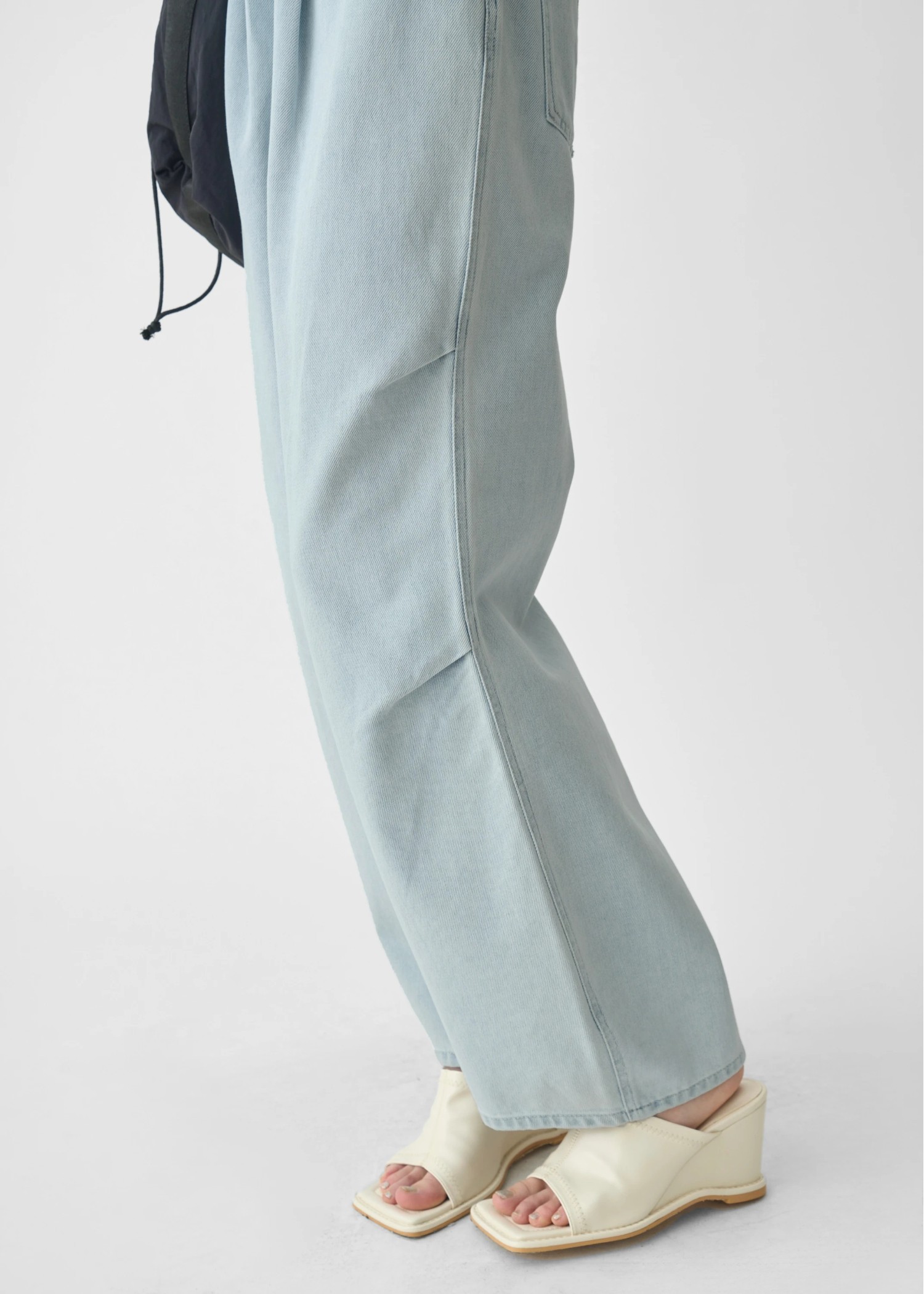 double belt side tuck denim PT