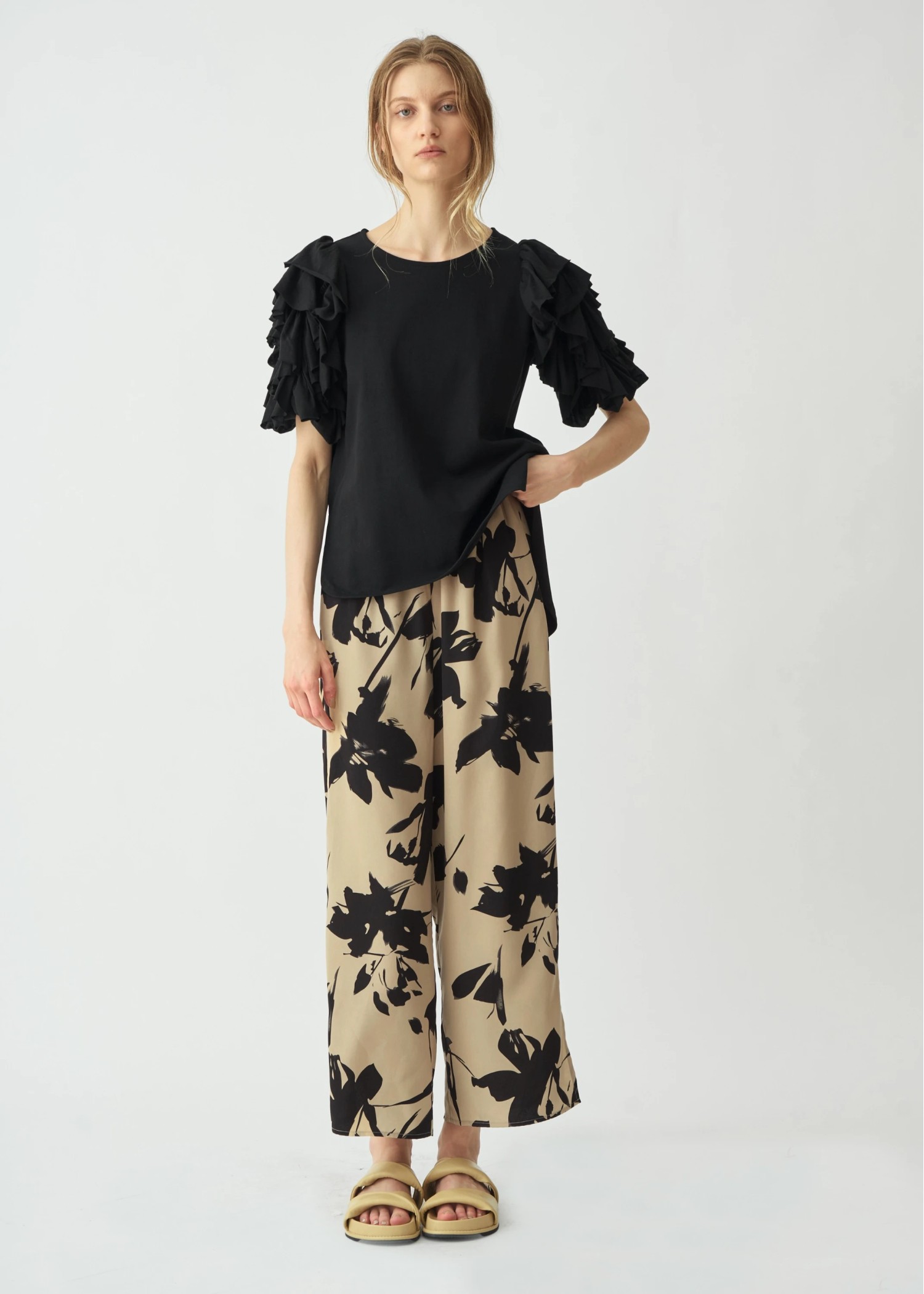 big flower side slit flare PT