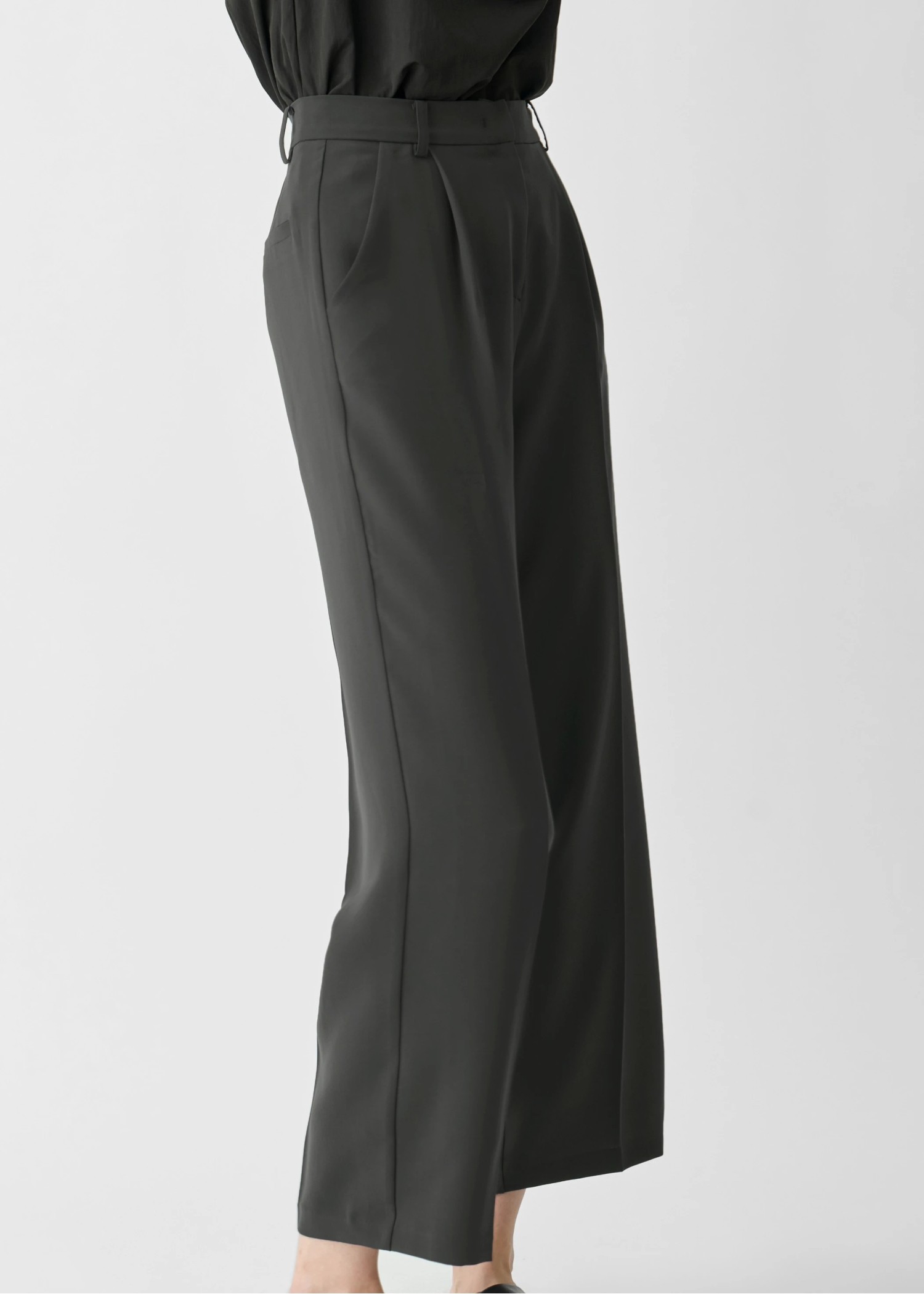 tuck center press slacks PT