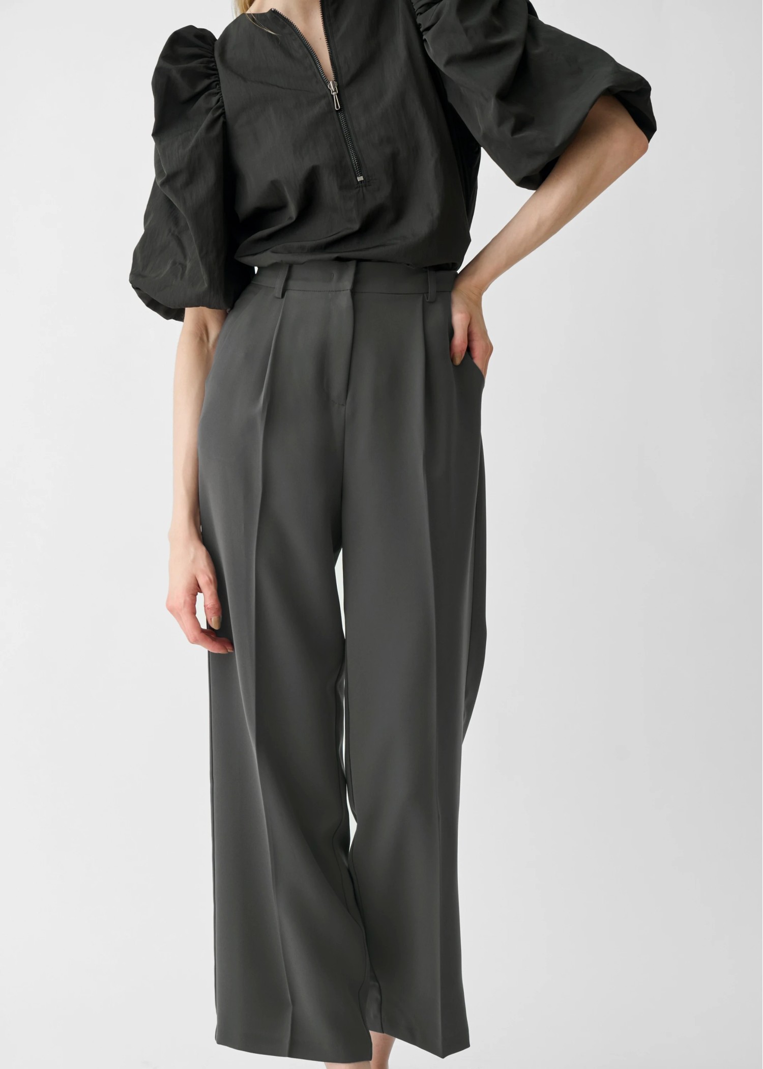 tuck center press slacks PT