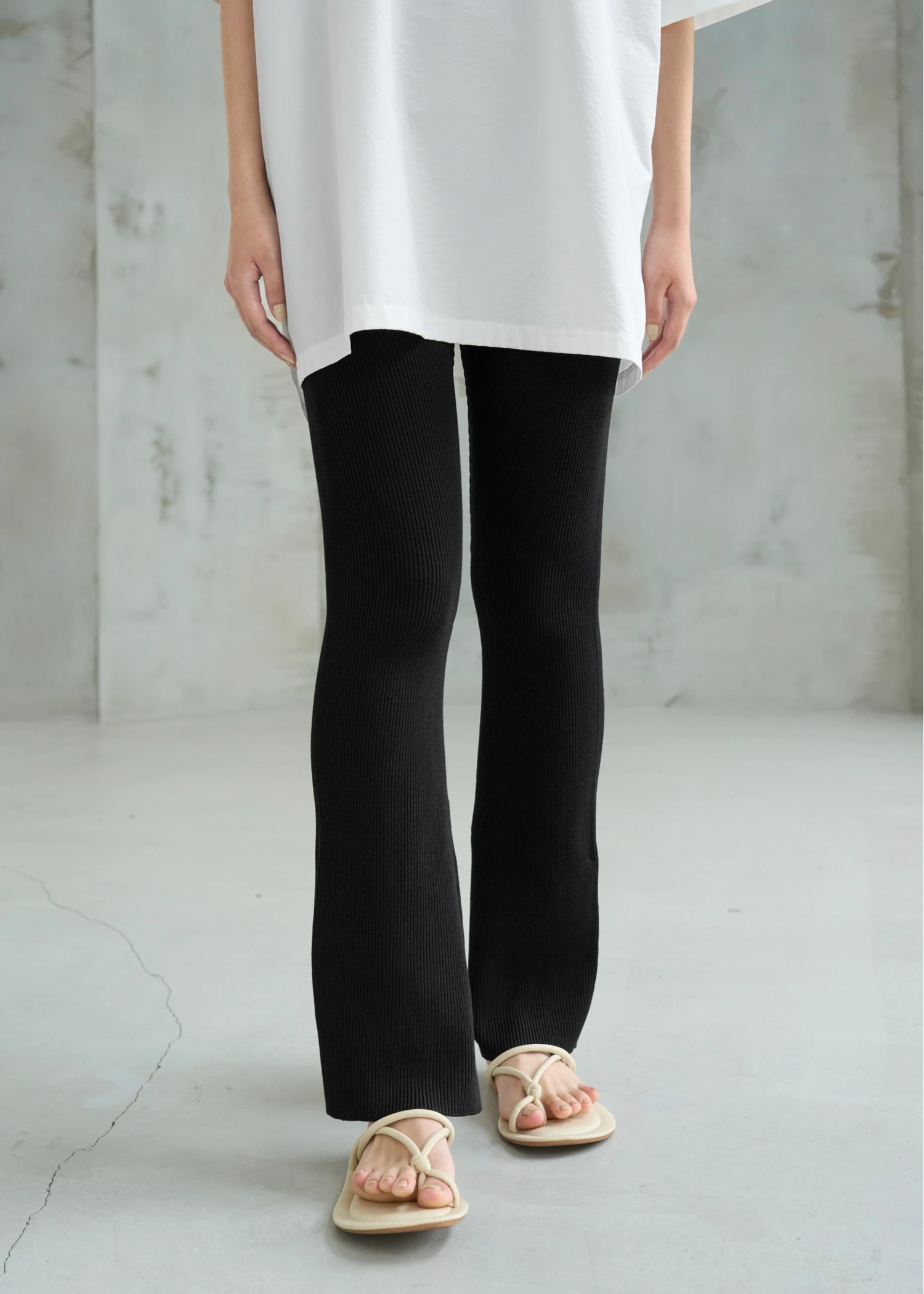 back center slit rib knit PT