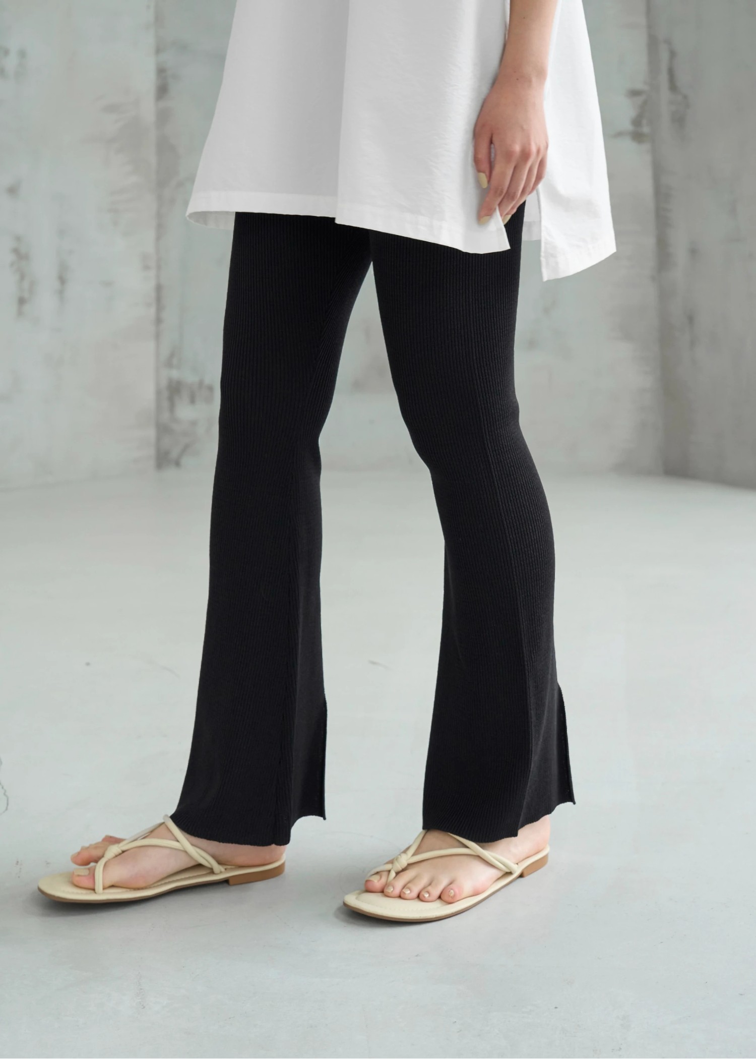 back center slit rib knit PT