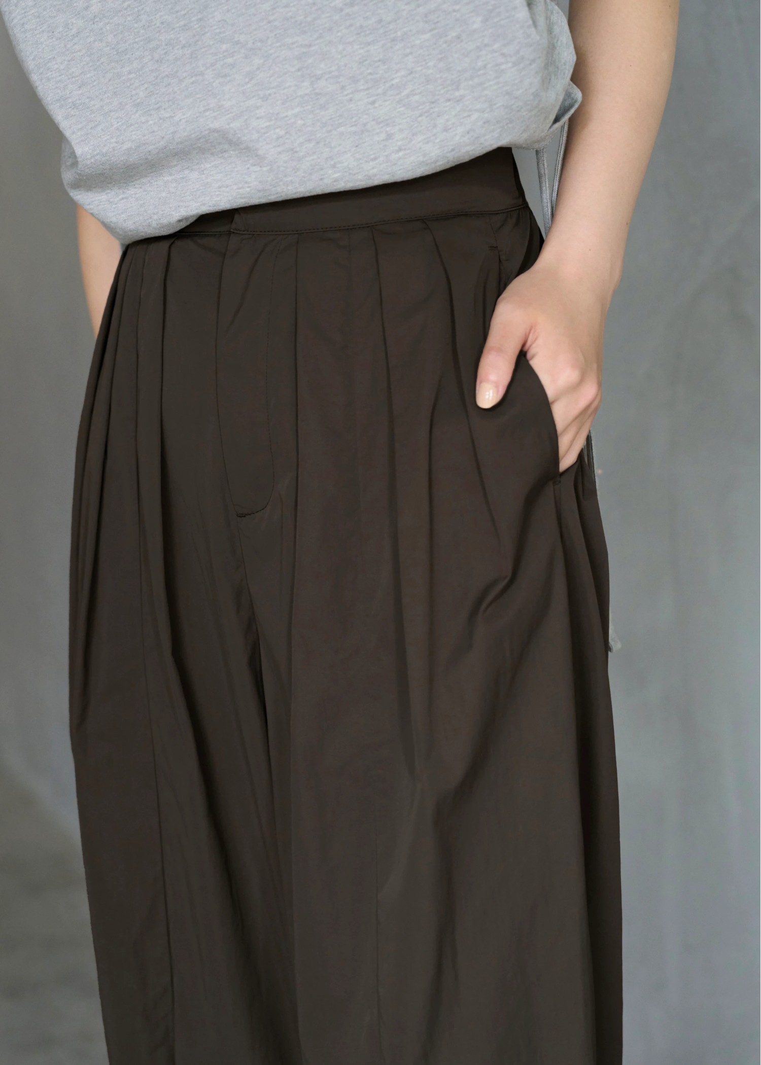 tuck wide panel nylon PT