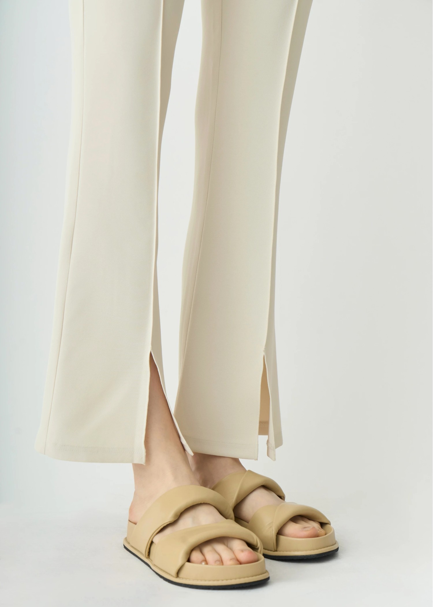 center slit relax flare PT