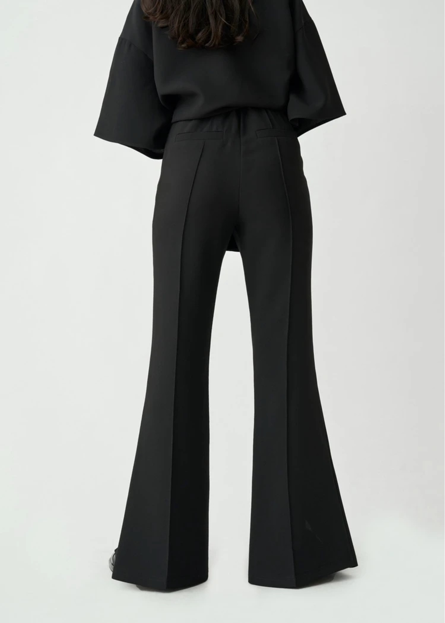 center slit relax flare PT