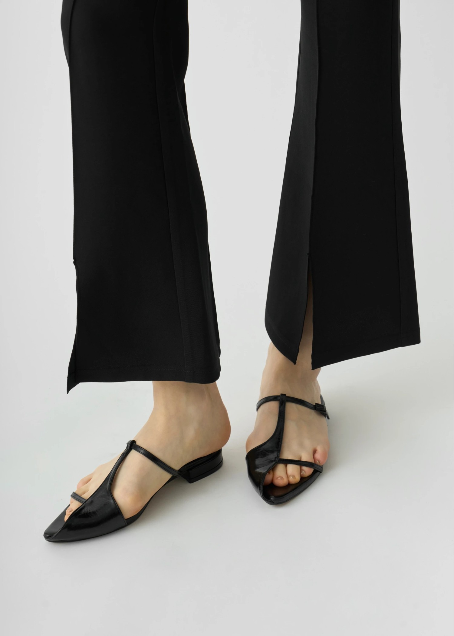 center slit relax flare PT