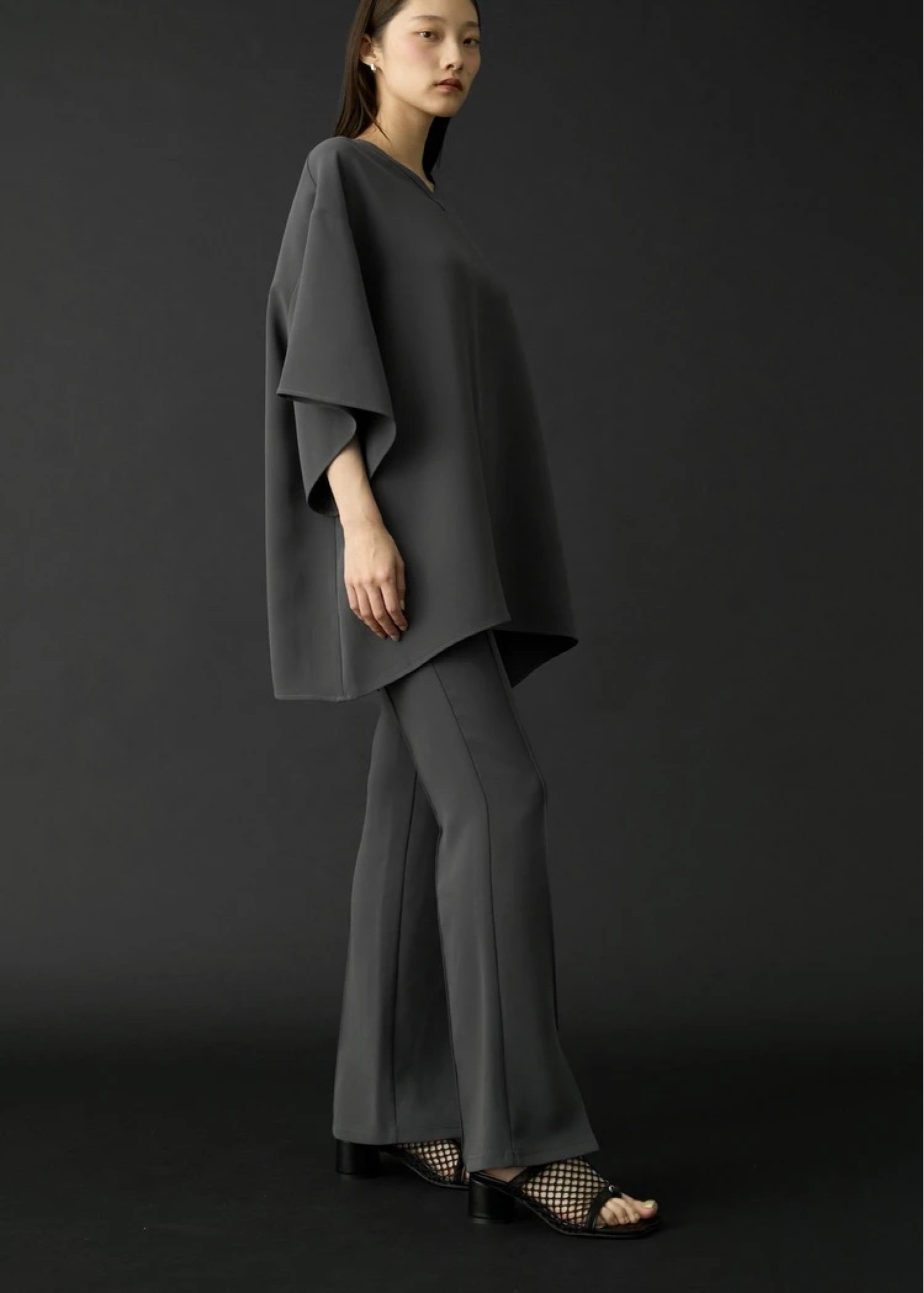 center slit relax flare PT