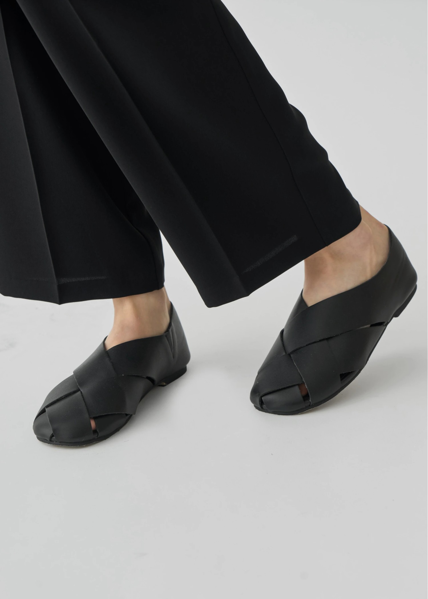 leather braid flat shoes