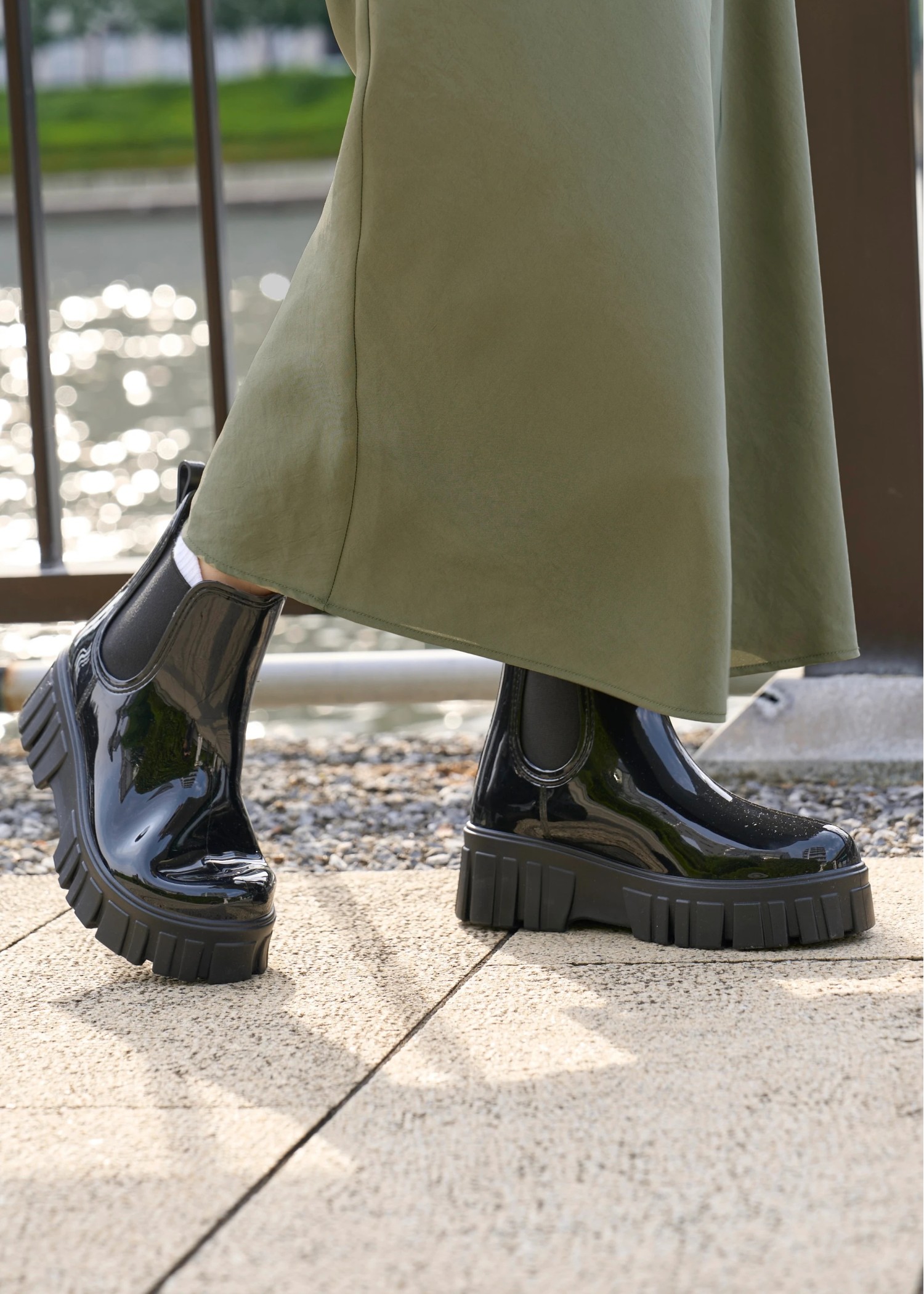 enamel side gore rain boots