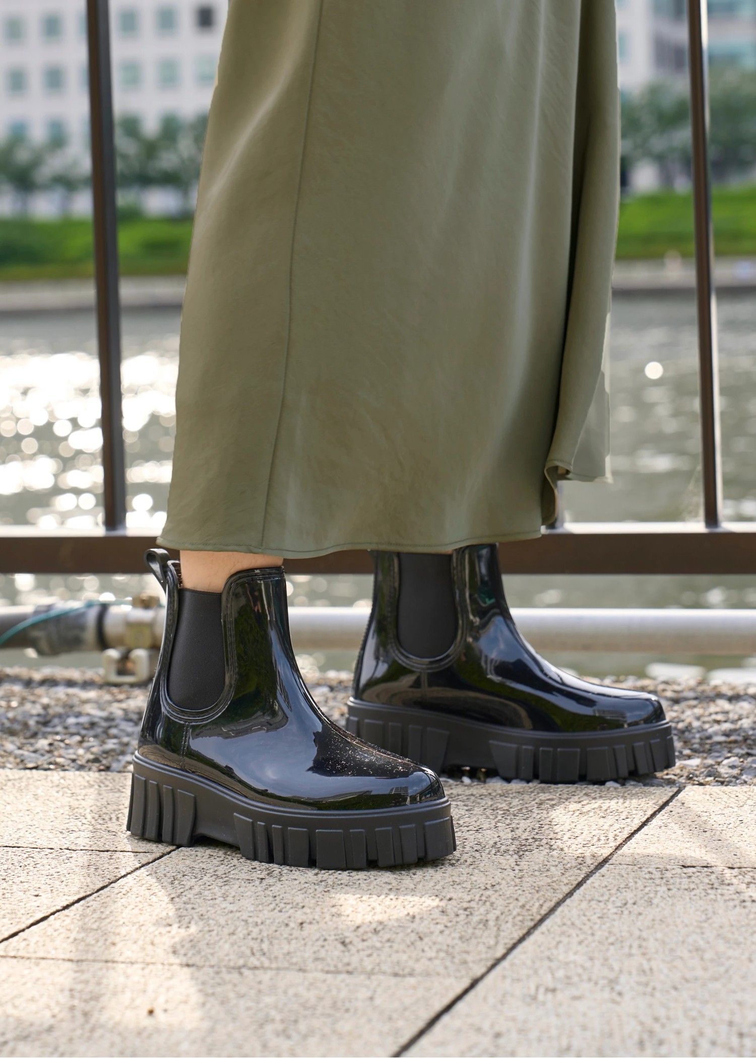 enamel side gore rain boots