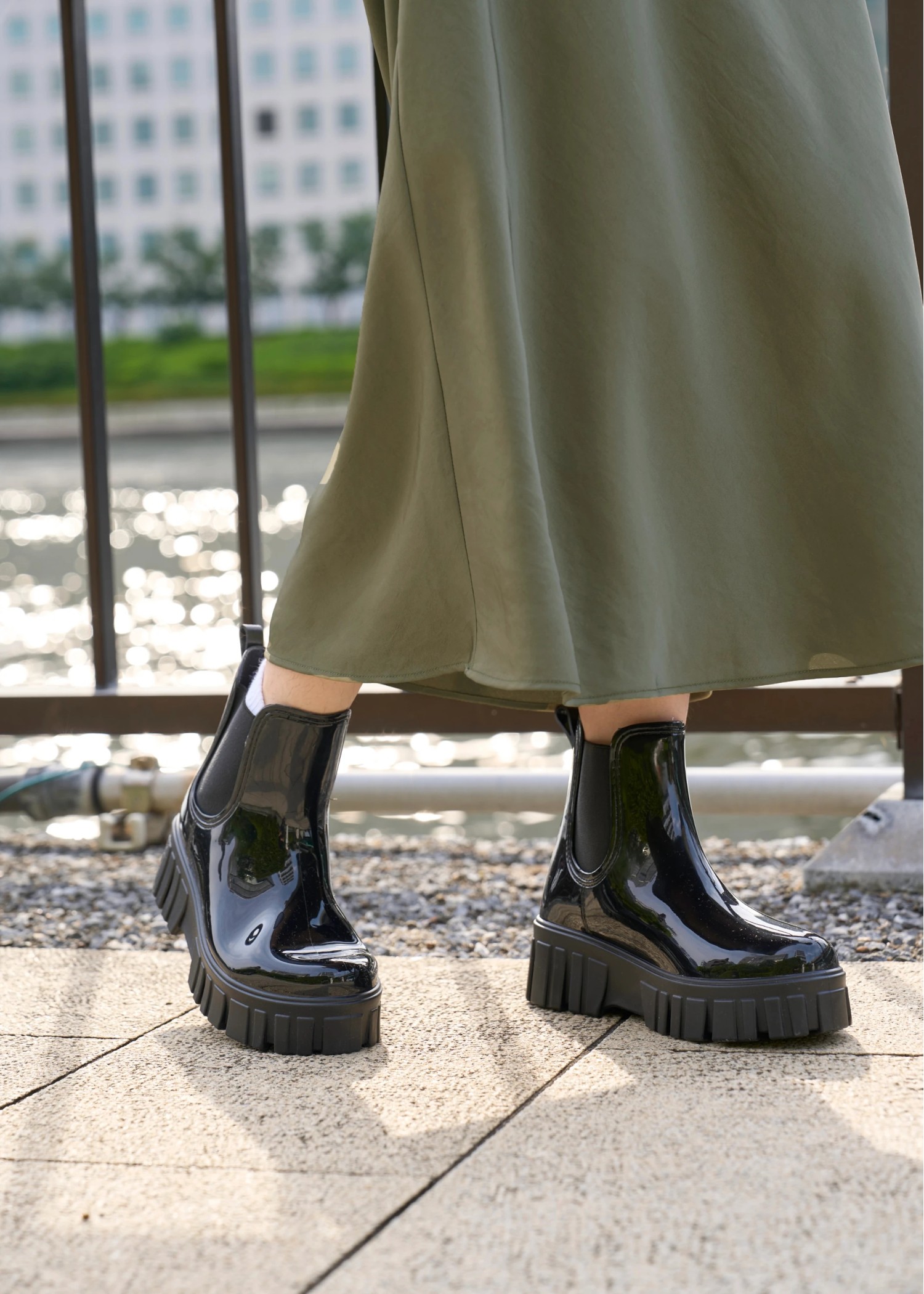 enamel side gore rain boots