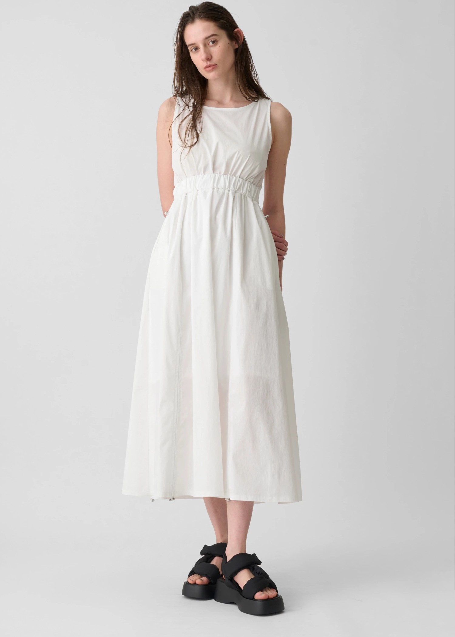 volume sole padded sandal