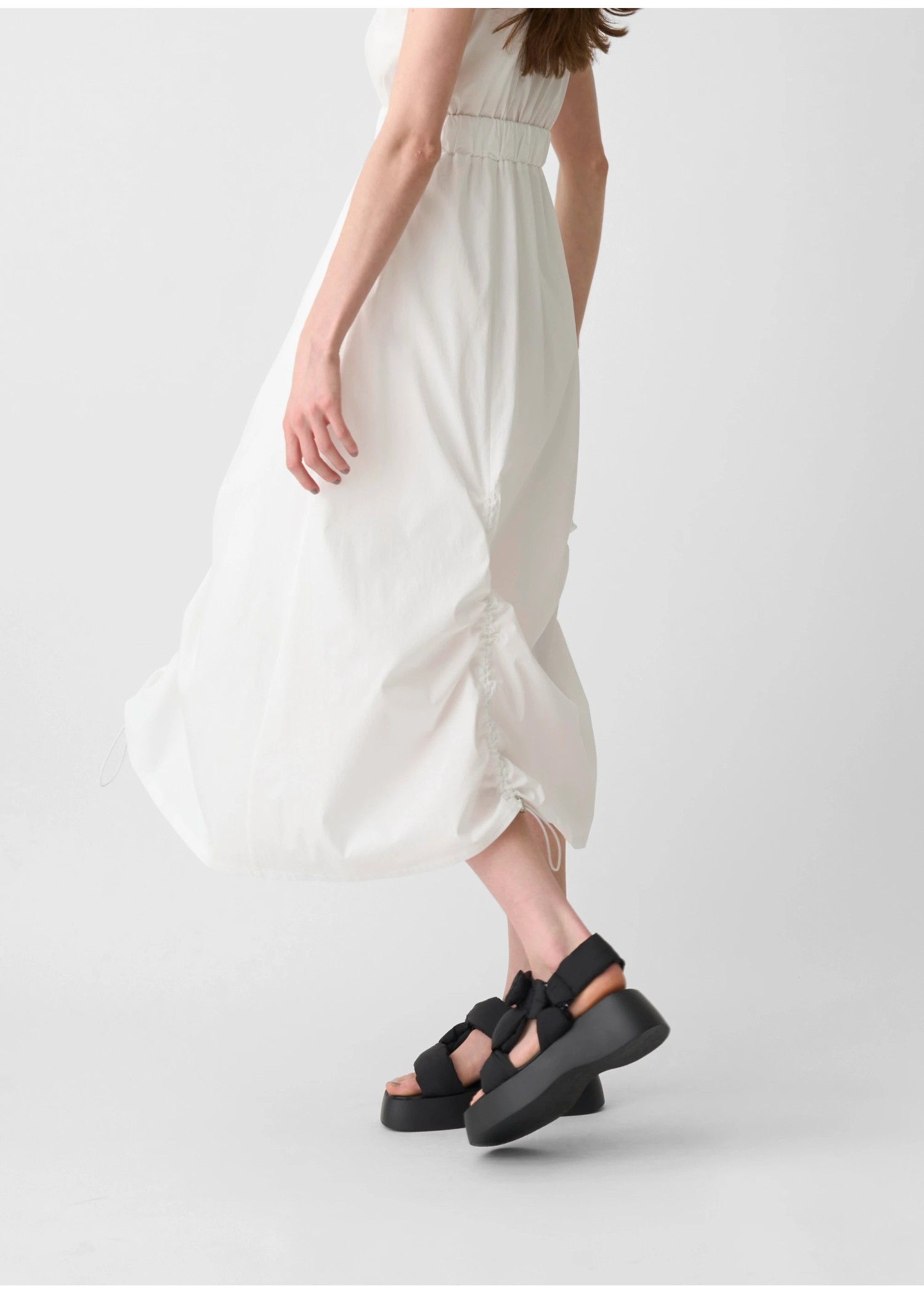 volume sole padded sandal