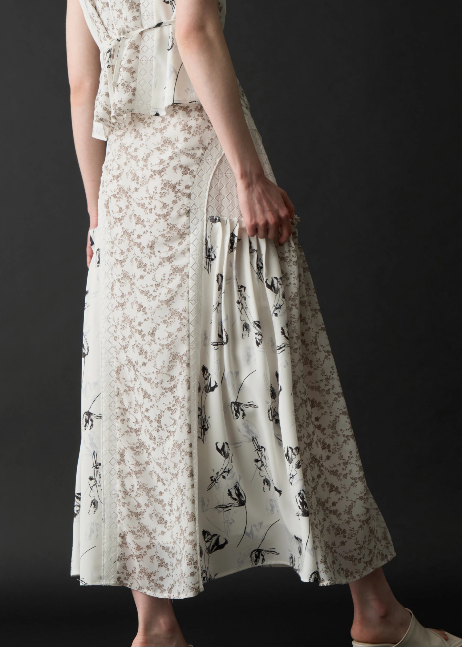 lace patchwork side tuck SK