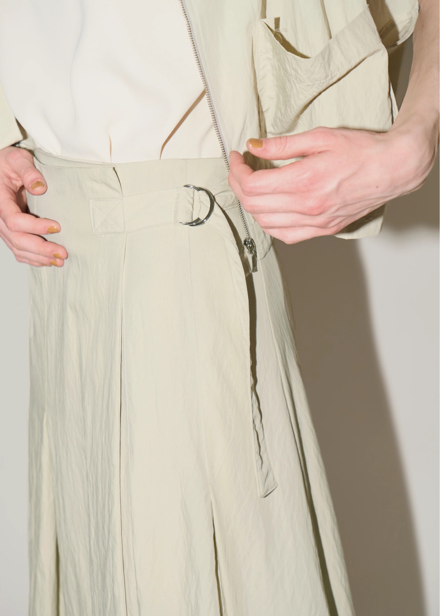 wrap pleats hem boundary SK