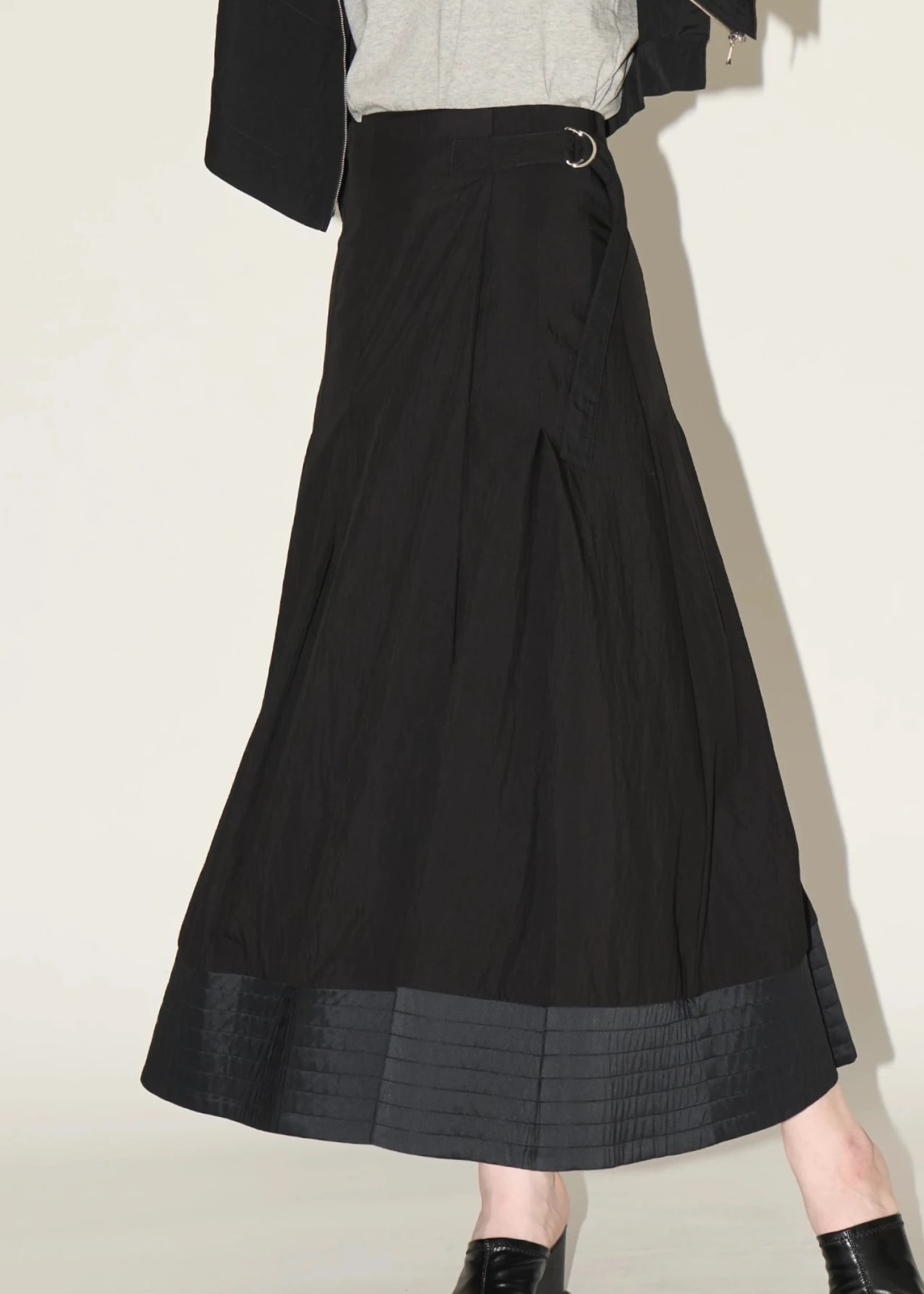 wrap pleats hem boundary SK