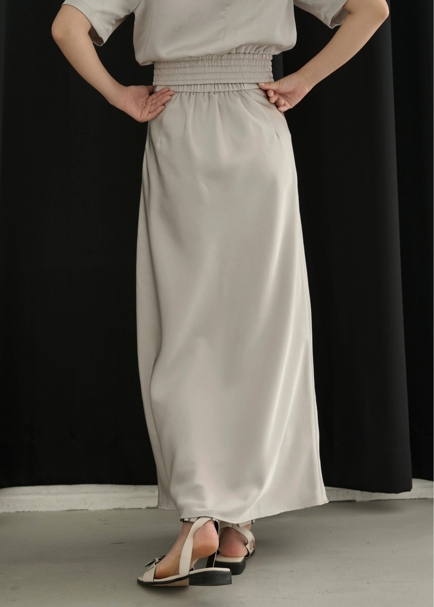 mat satin patch pocket mermaid SK