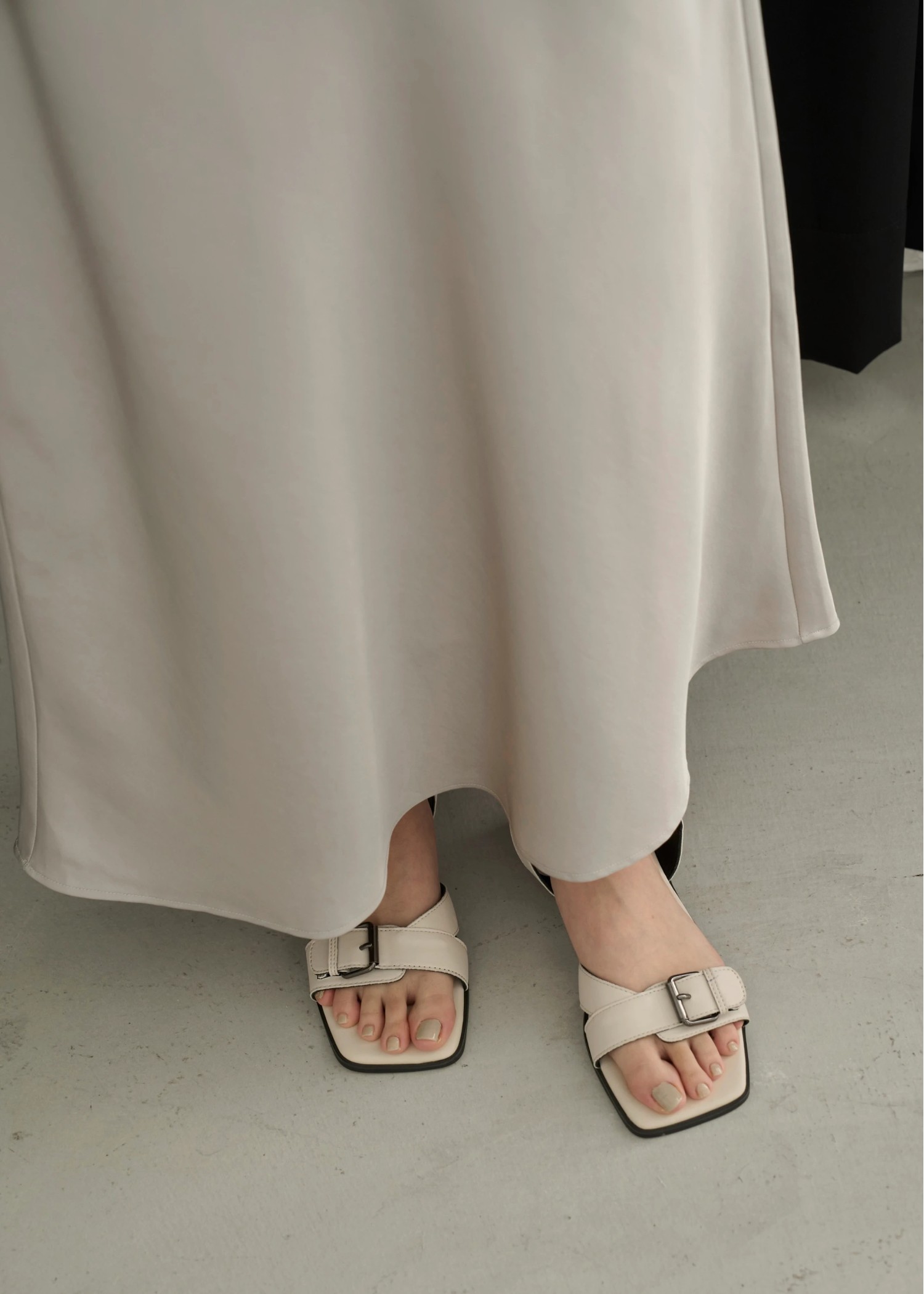 mat satin patch pocket mermaid SK