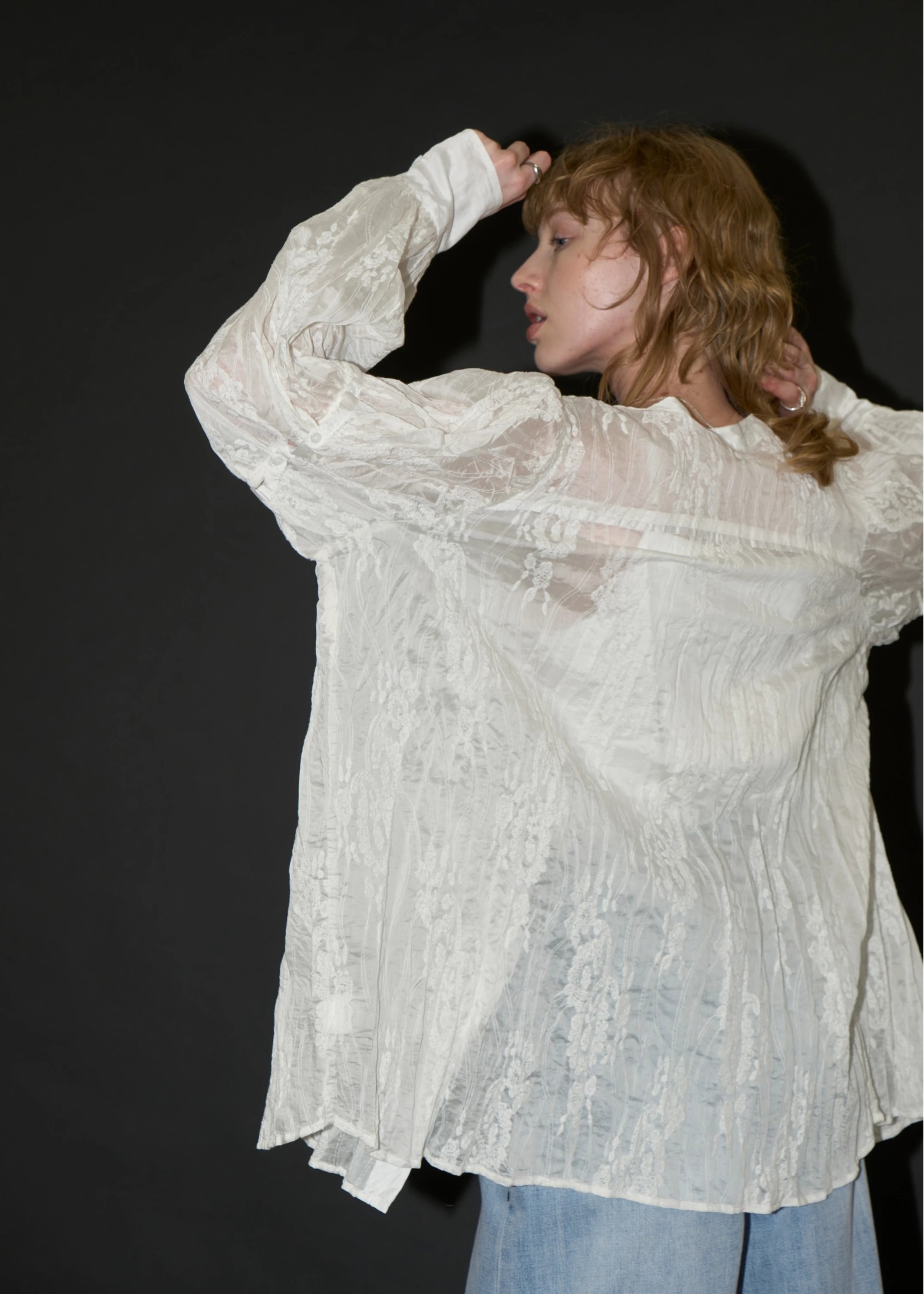 wrinkle embroidery removable sleeve BL