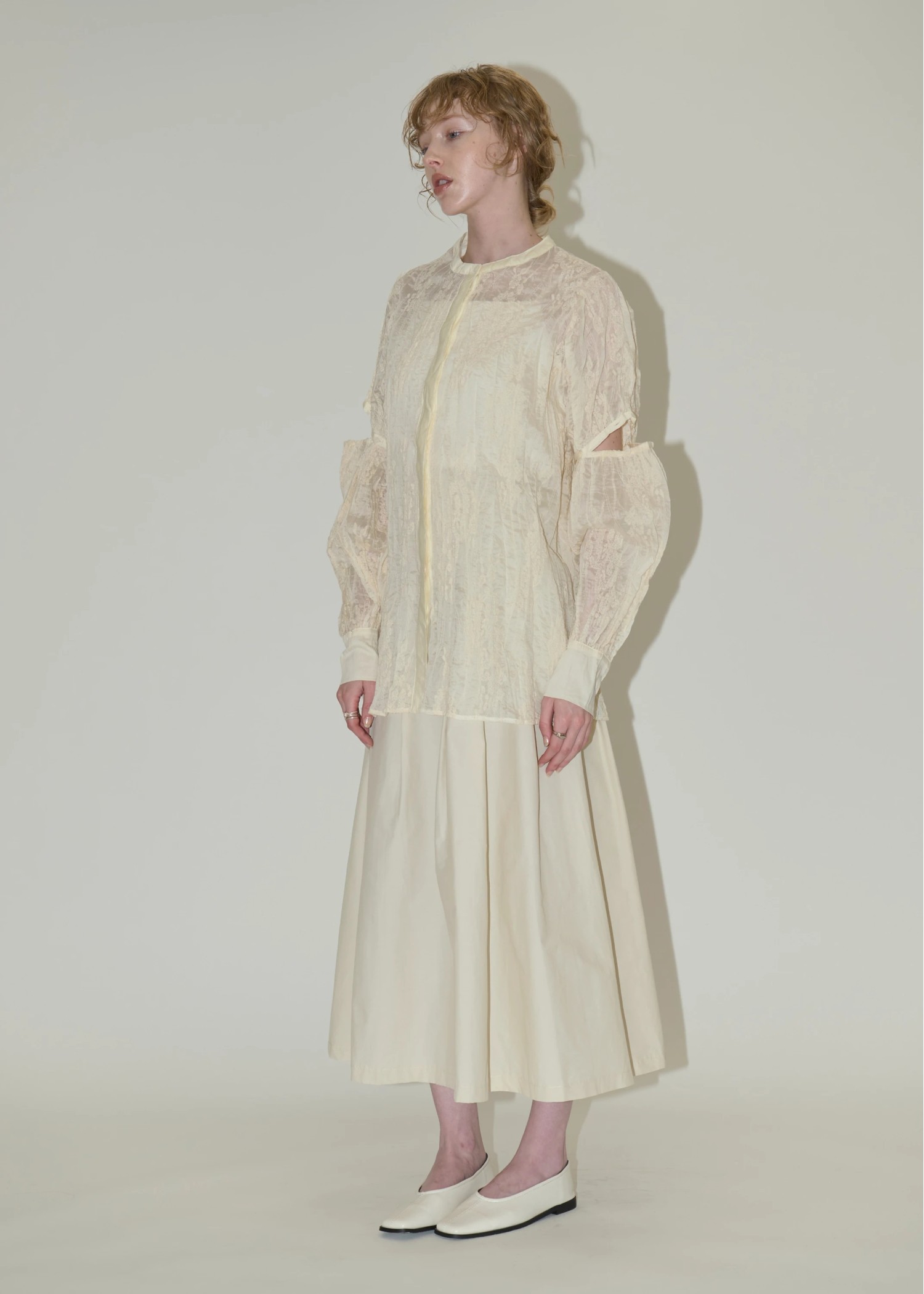 wrinkle embroidery removable sleeve BL