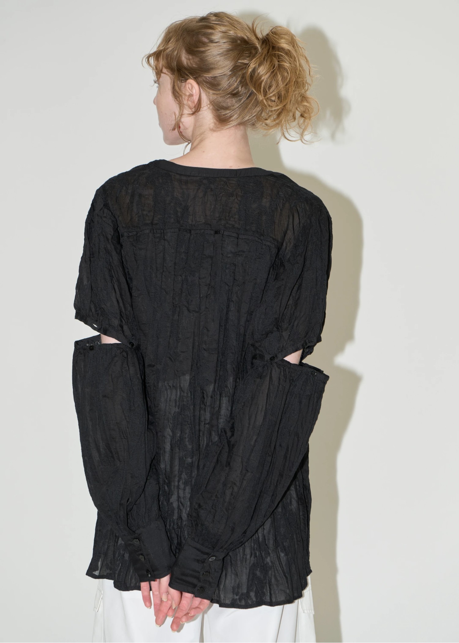 wrinkle embroidery removable sleeve BL