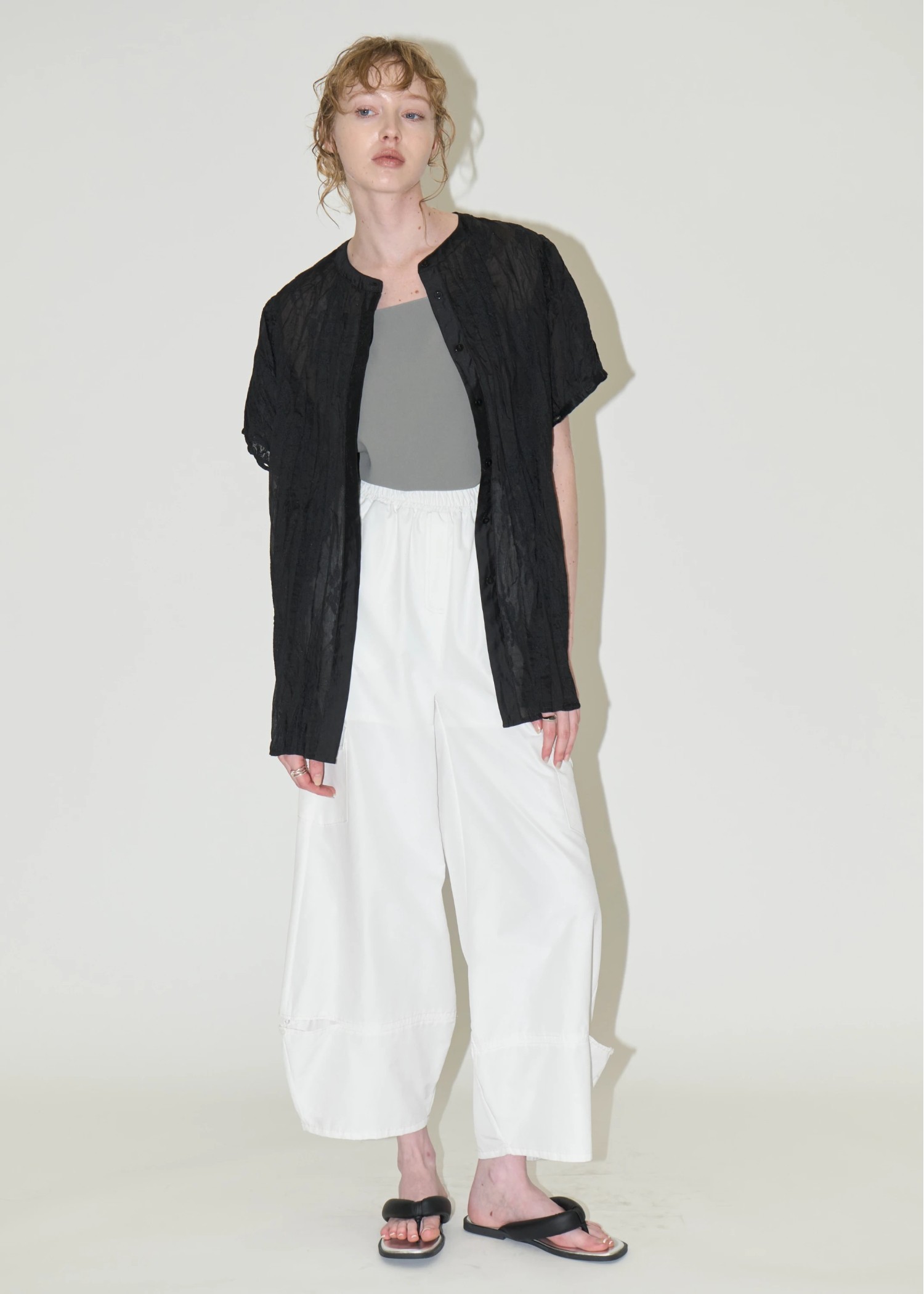 wrinkle embroidery removable sleeve BL