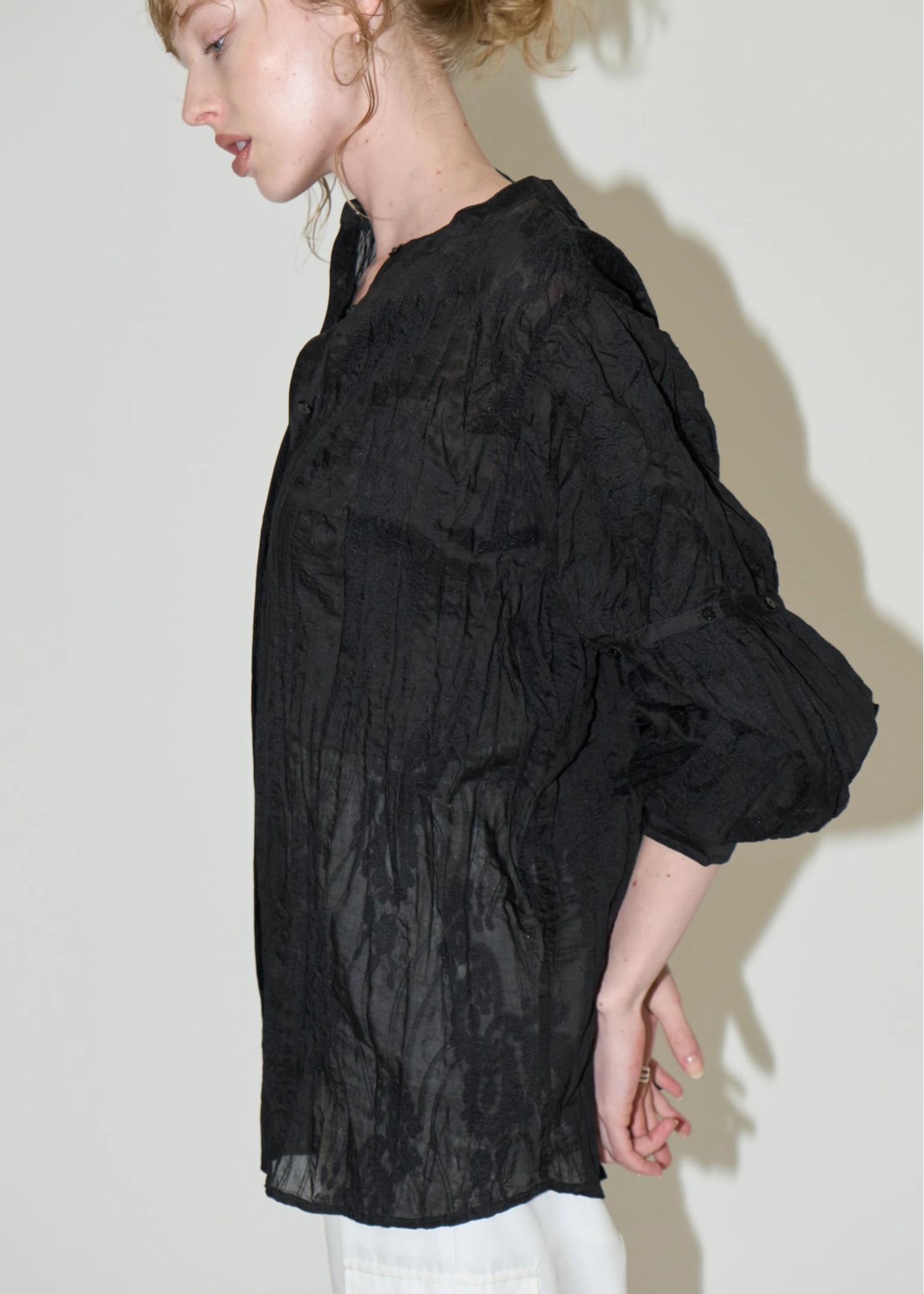 wrinkle embroidery removable sleeve BL