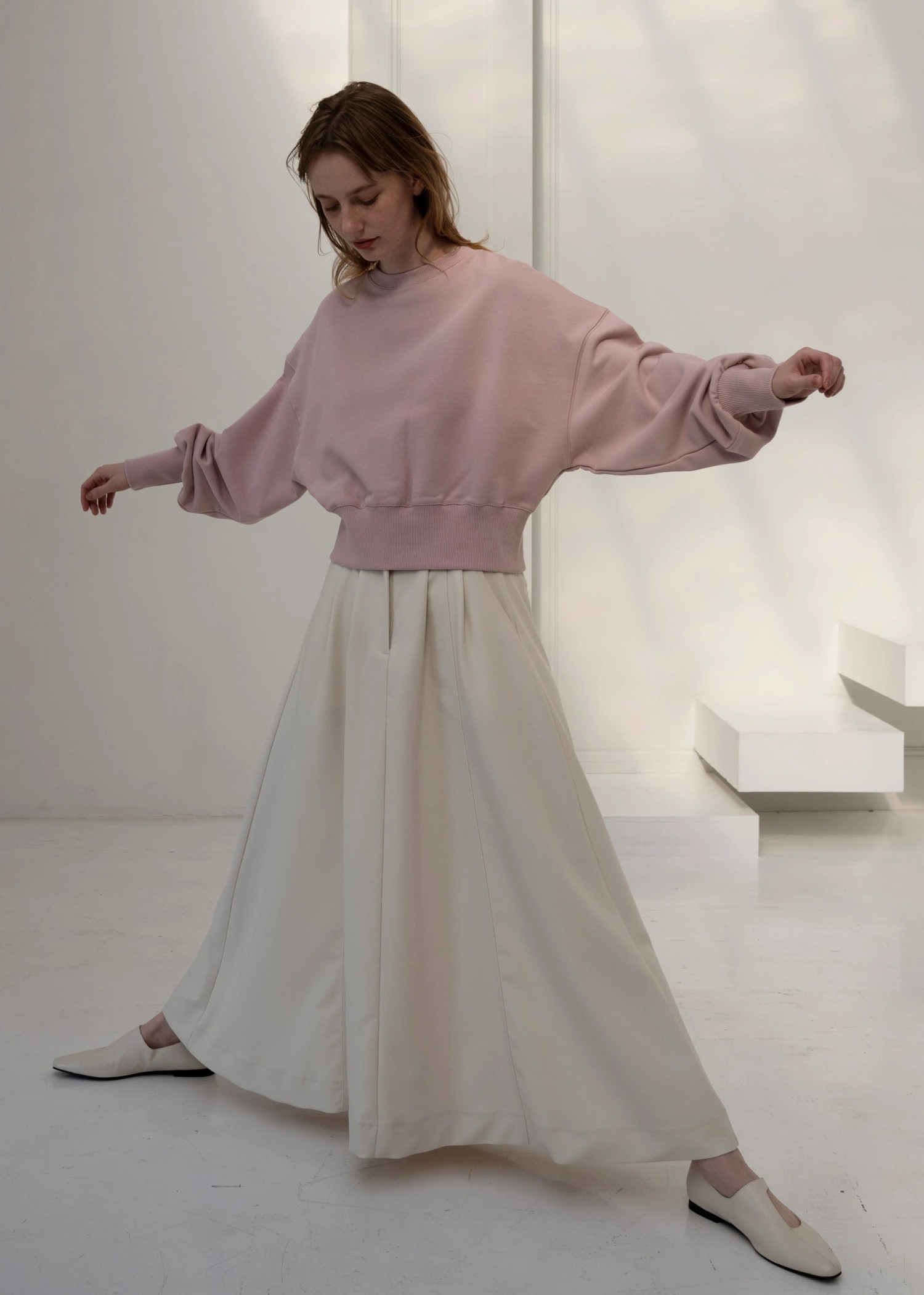 short cropped 2way lightweight sweat