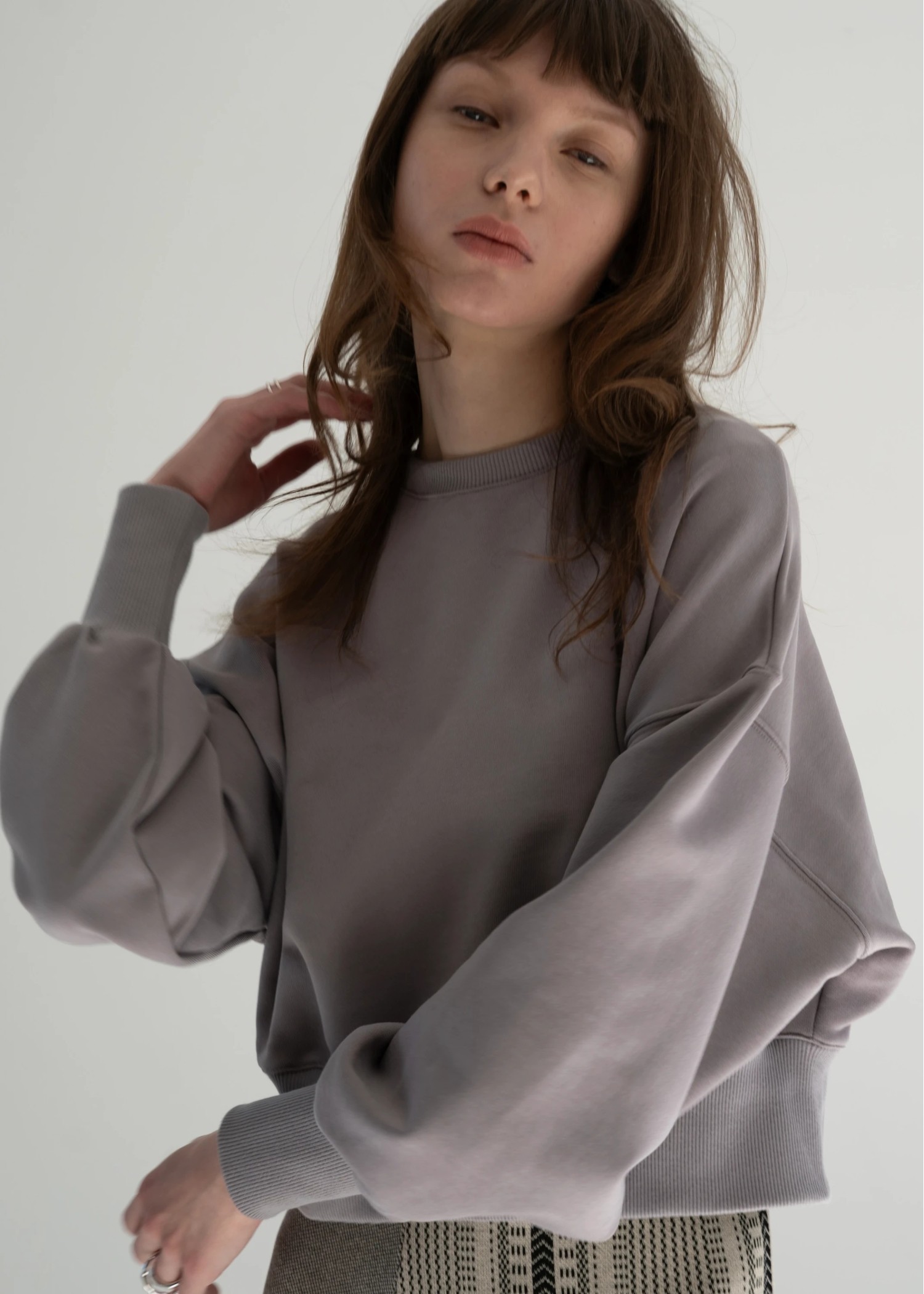 short cropped 2way lightweight sweat