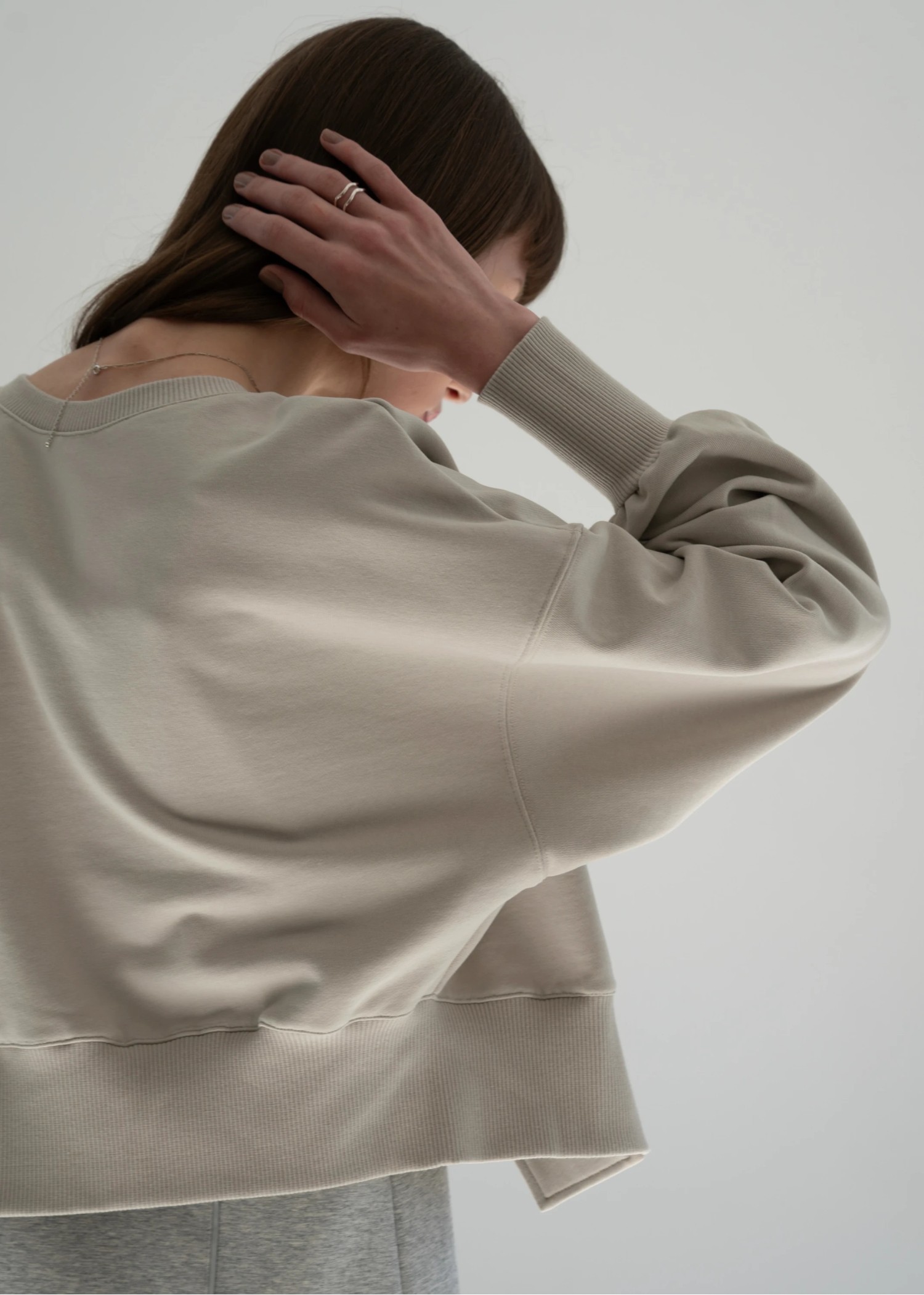 short cropped 2way lightweight sweat