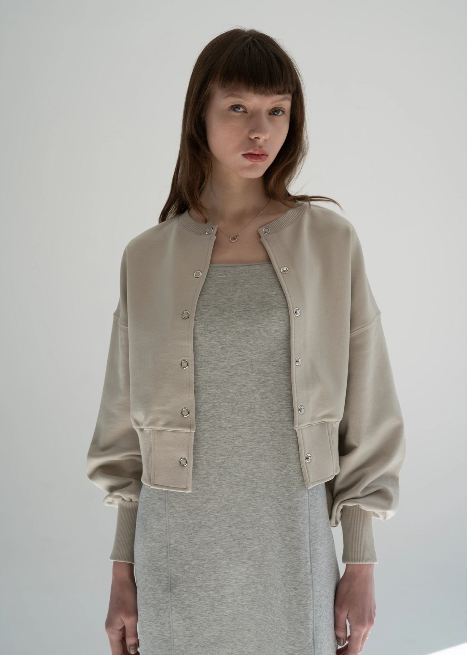 short cropped 2way lightweight sweat