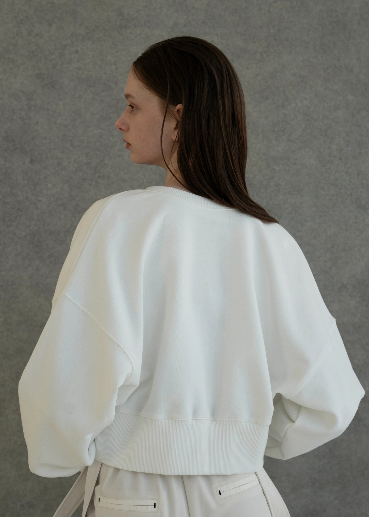 short cropped 2way lightweight sweat